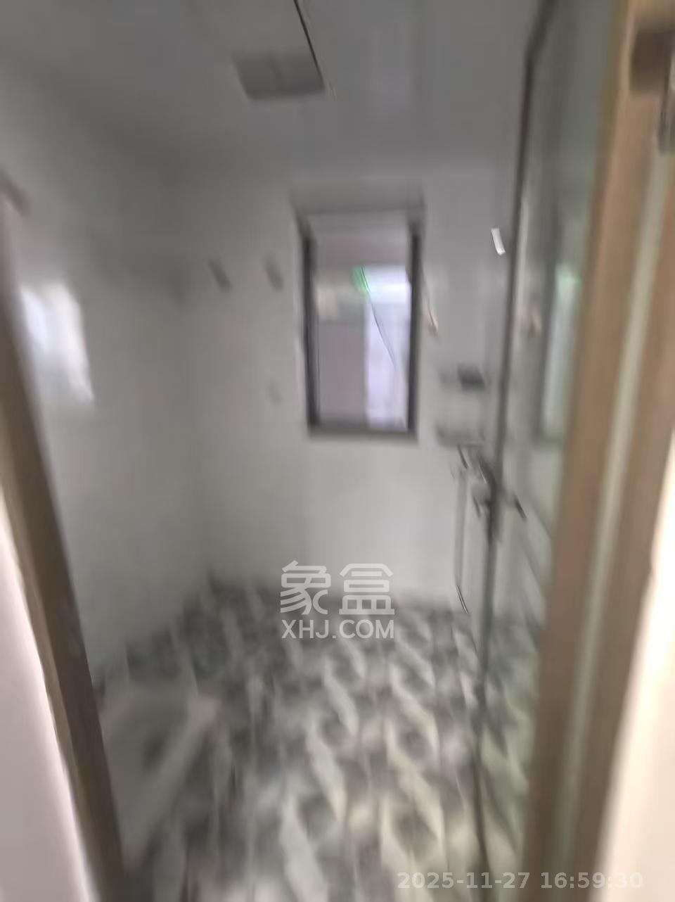 阳光城尚东湾愉景苑 3室2厅1卫 2400.0元/月 阳光城尚东湾愉景苑 3室2厅1卫 2400.0元/月室内图