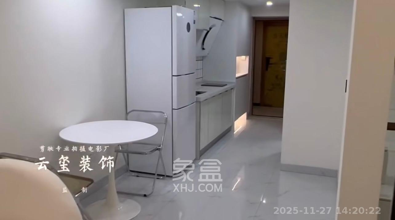 卓越江岸  1室0厅0卫    2100.0元/月室内图