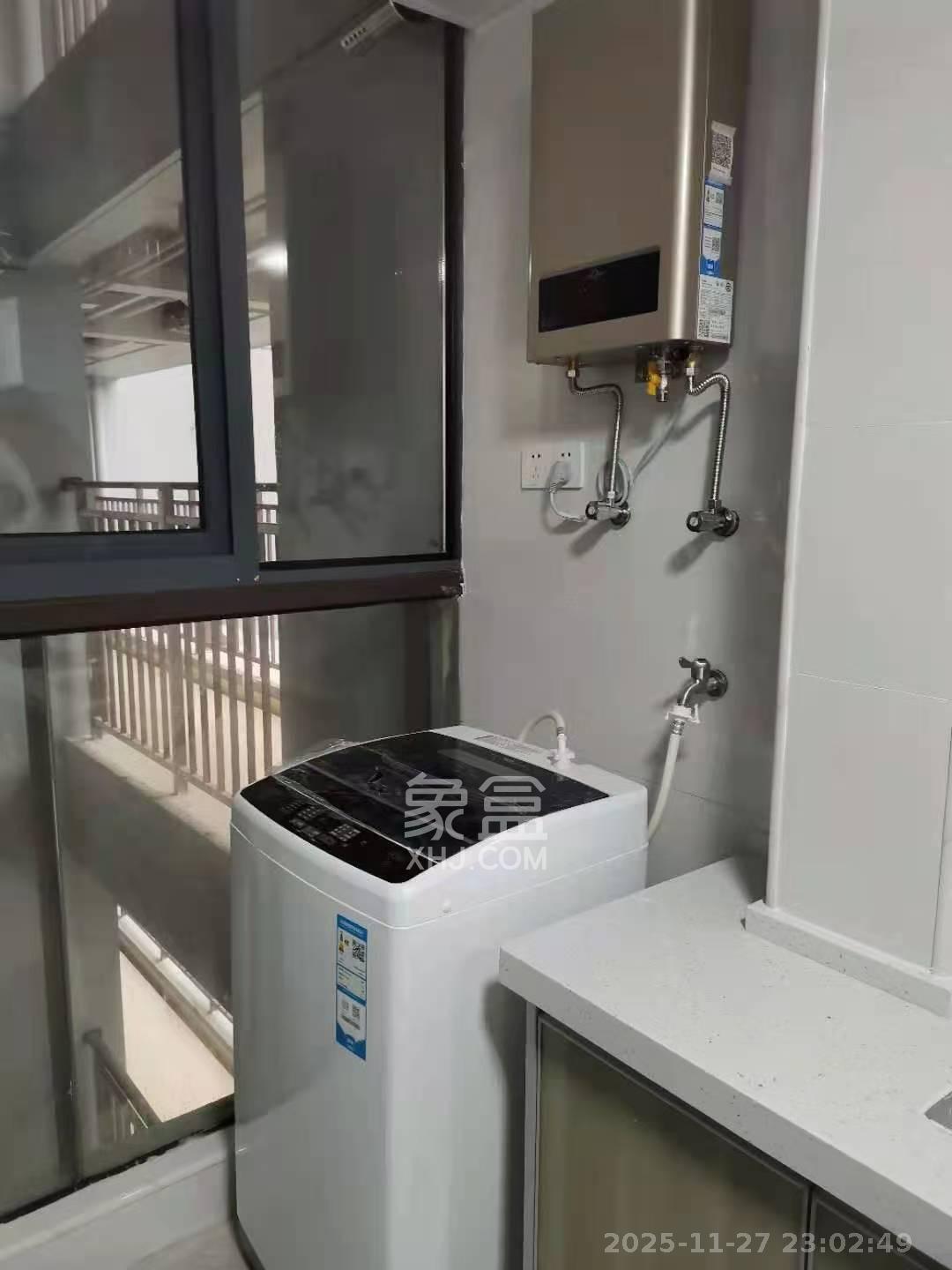 世茂铂翠湾四期(世茂悦享) 3室2厅1卫 2900.0元/月 世茂铂翠湾四期(世茂悦享) 3室2厅1卫 2900.0元/月室内图