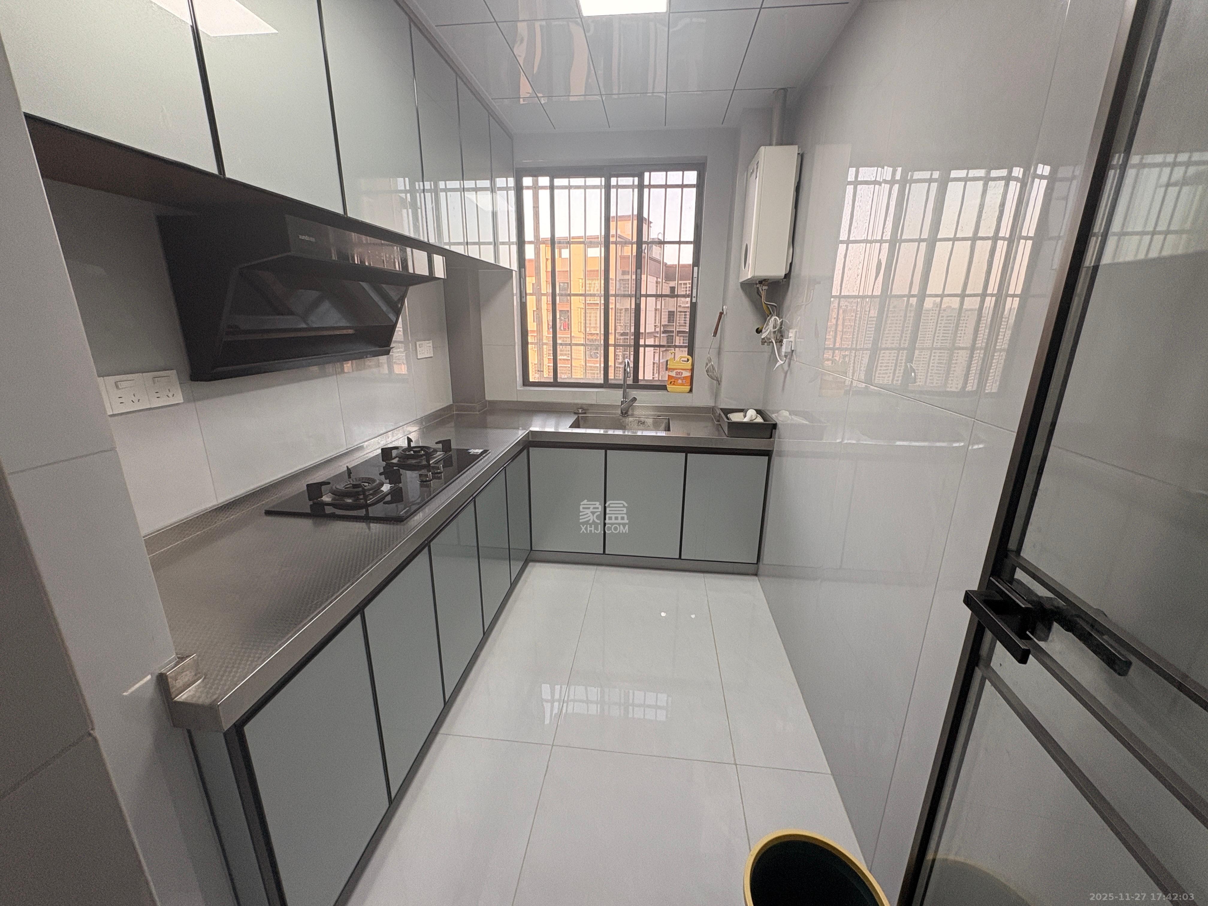 新宇东升家园 3室2厅1卫 2200.0元/月 新宇东升家园 3室2厅1卫 2200.0元/月室内图