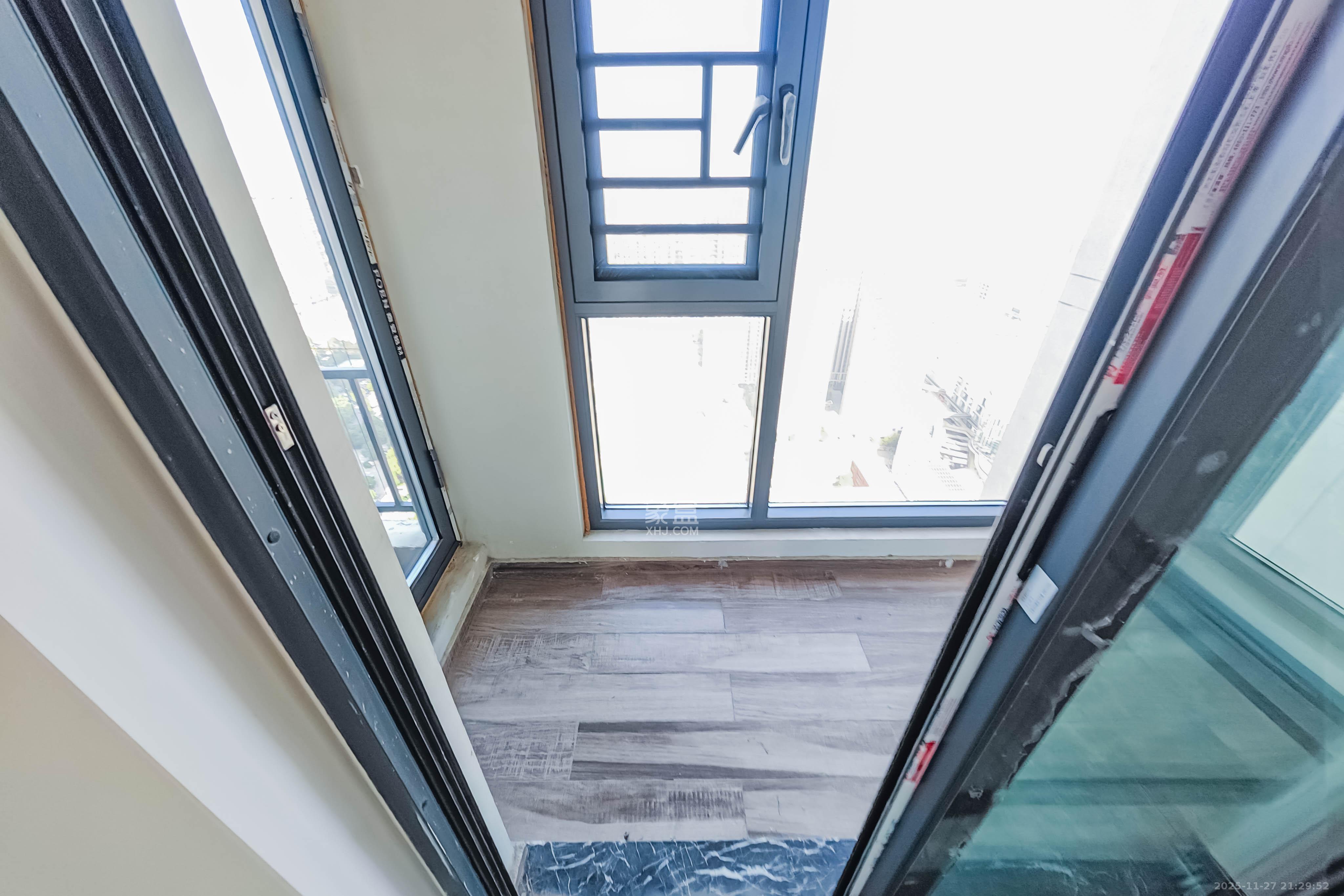 绿地长沙城际空间站（绿地新里佳苑）  4室2厅2卫    138.0万其他