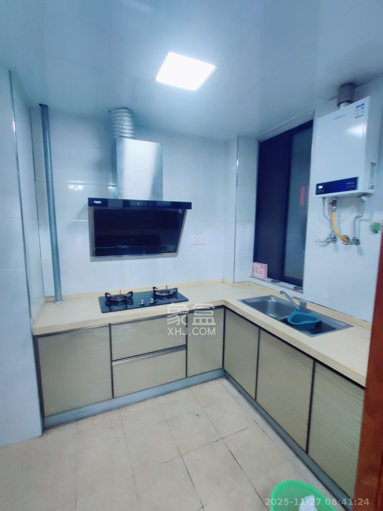 金富星城  3室2厅1卫    1500.0元/月室内图