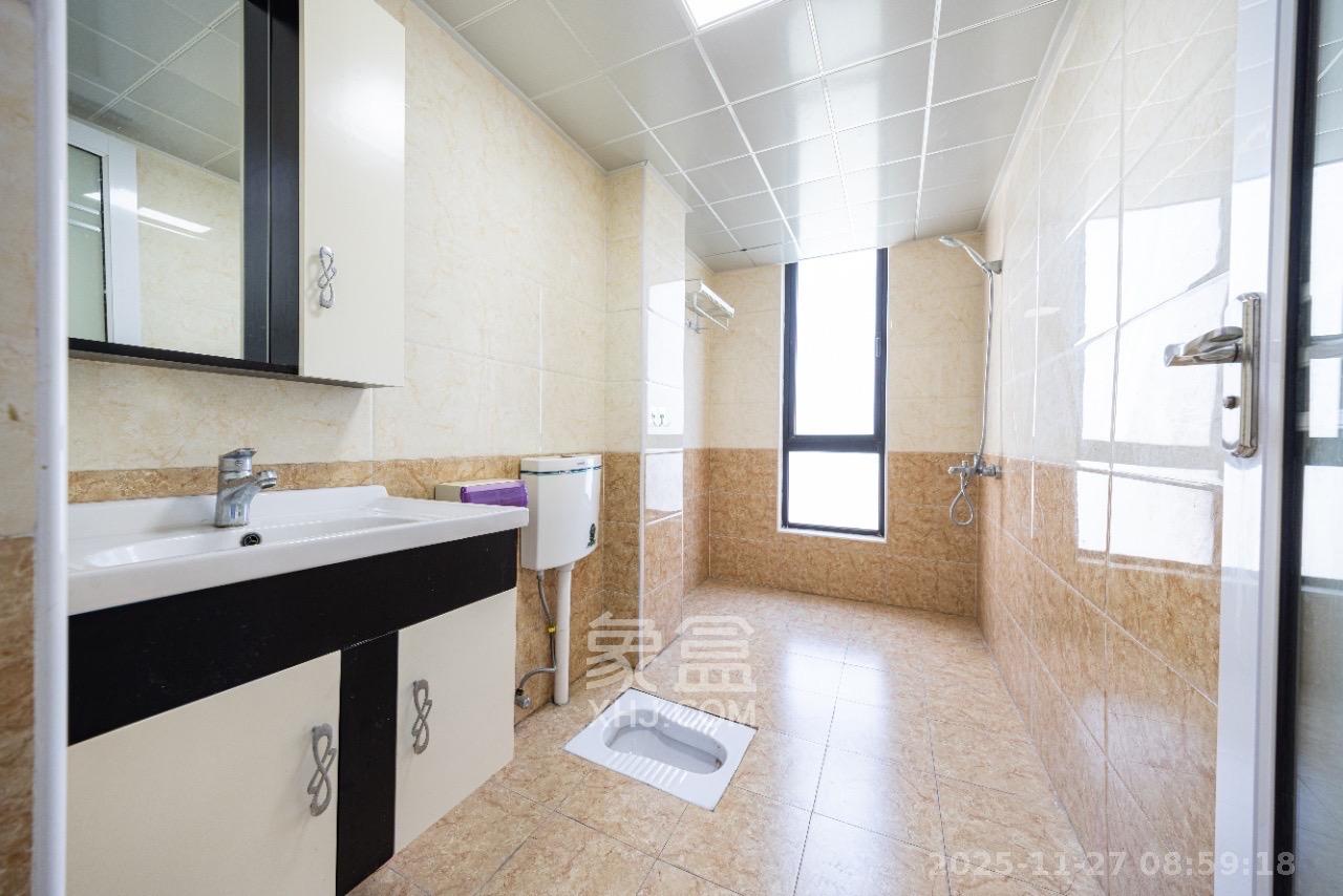 达美D6区 3室2厅1卫 3300.0元/月 达美D6区 3室2厅1卫 3300.0元/月室内图