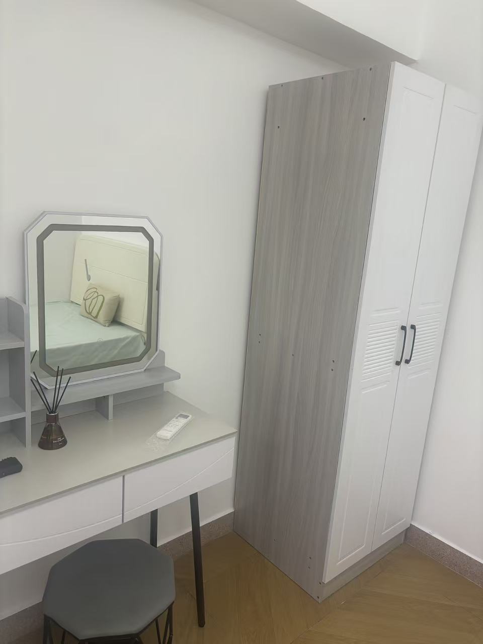 金福城  1室1厅1卫    1000.0元/月室内图