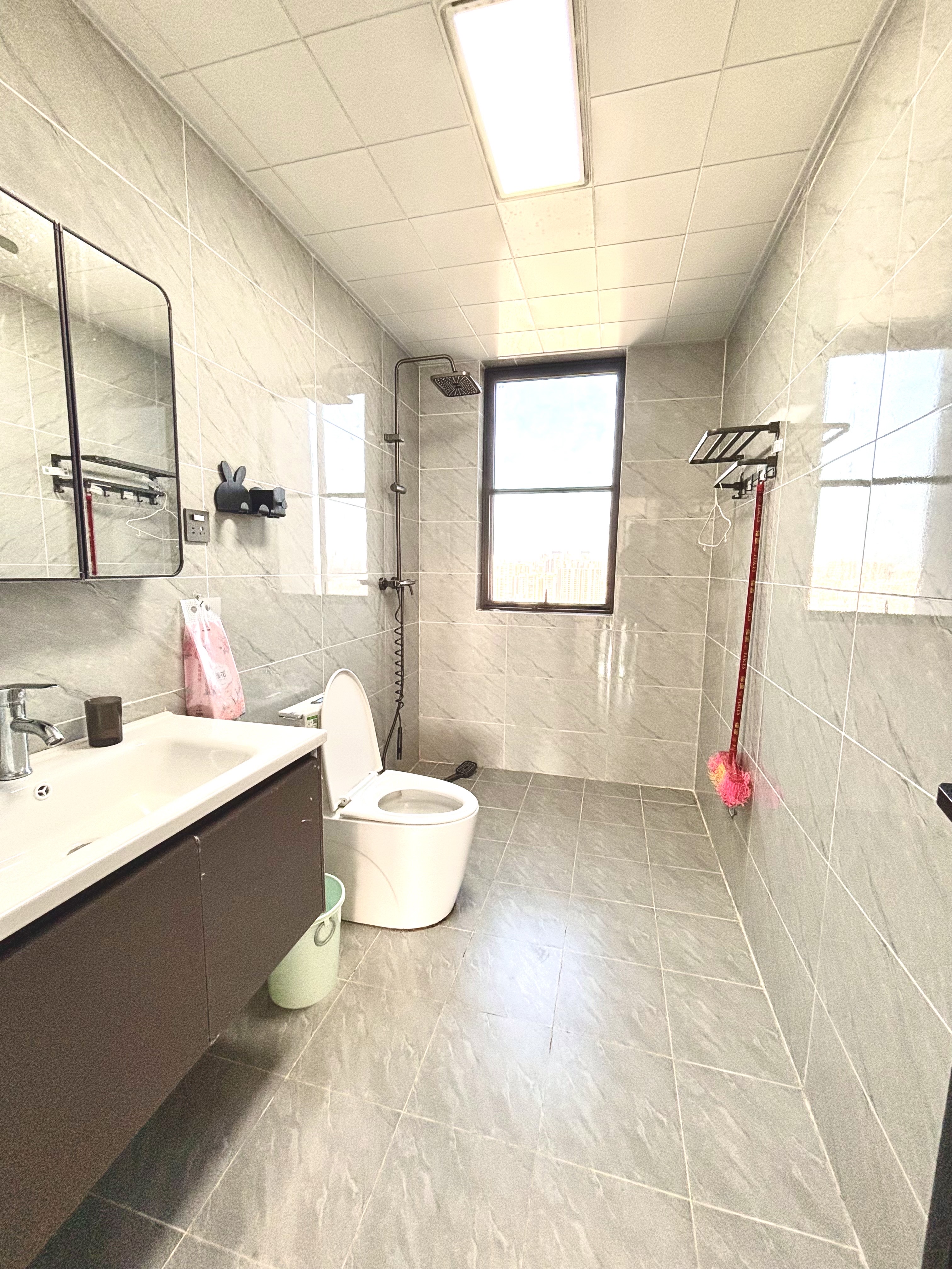 天街华府（海南新天地）  3室2厅2卫    4300.0元/月户型图