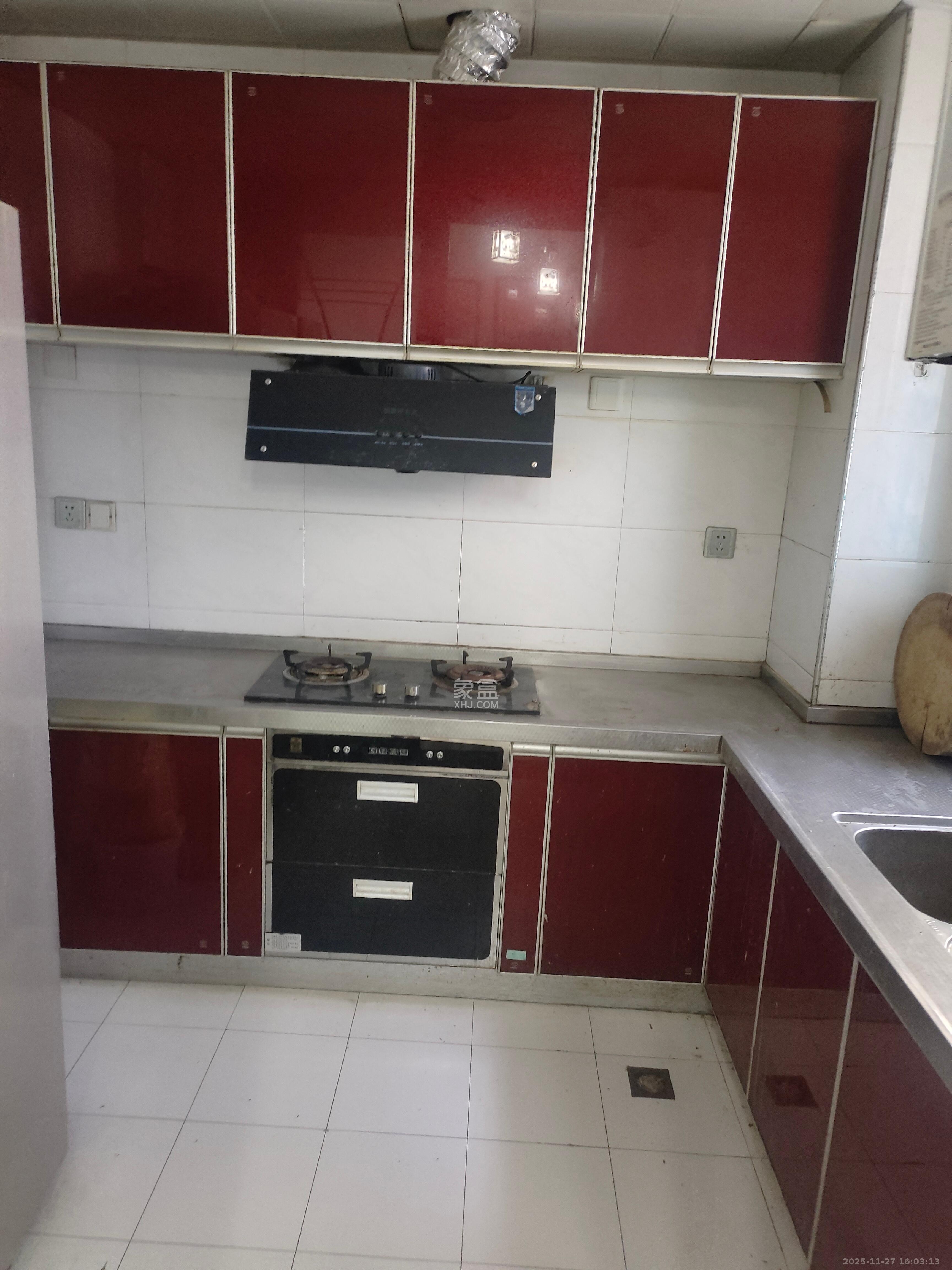 东门尚苑  3室2厅2卫    1600.0元/月室内图