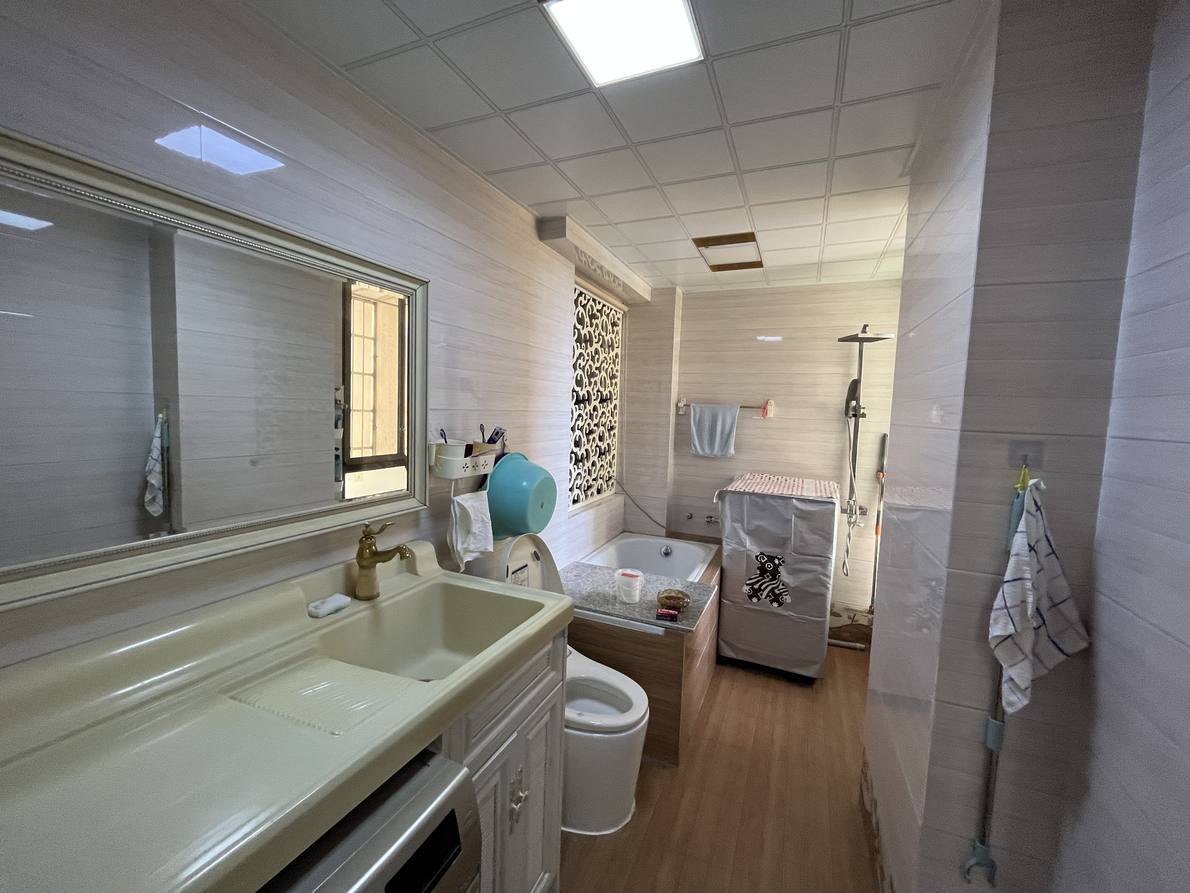 碧桂园  2室1厅1卫    1800.0元/月室内图