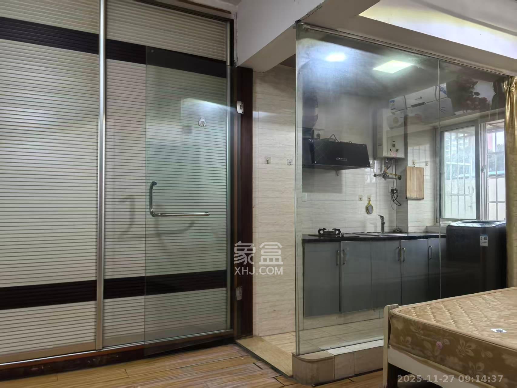 谋房博客(博客天街)  1室1厅1卫    1200.0元/月室内图