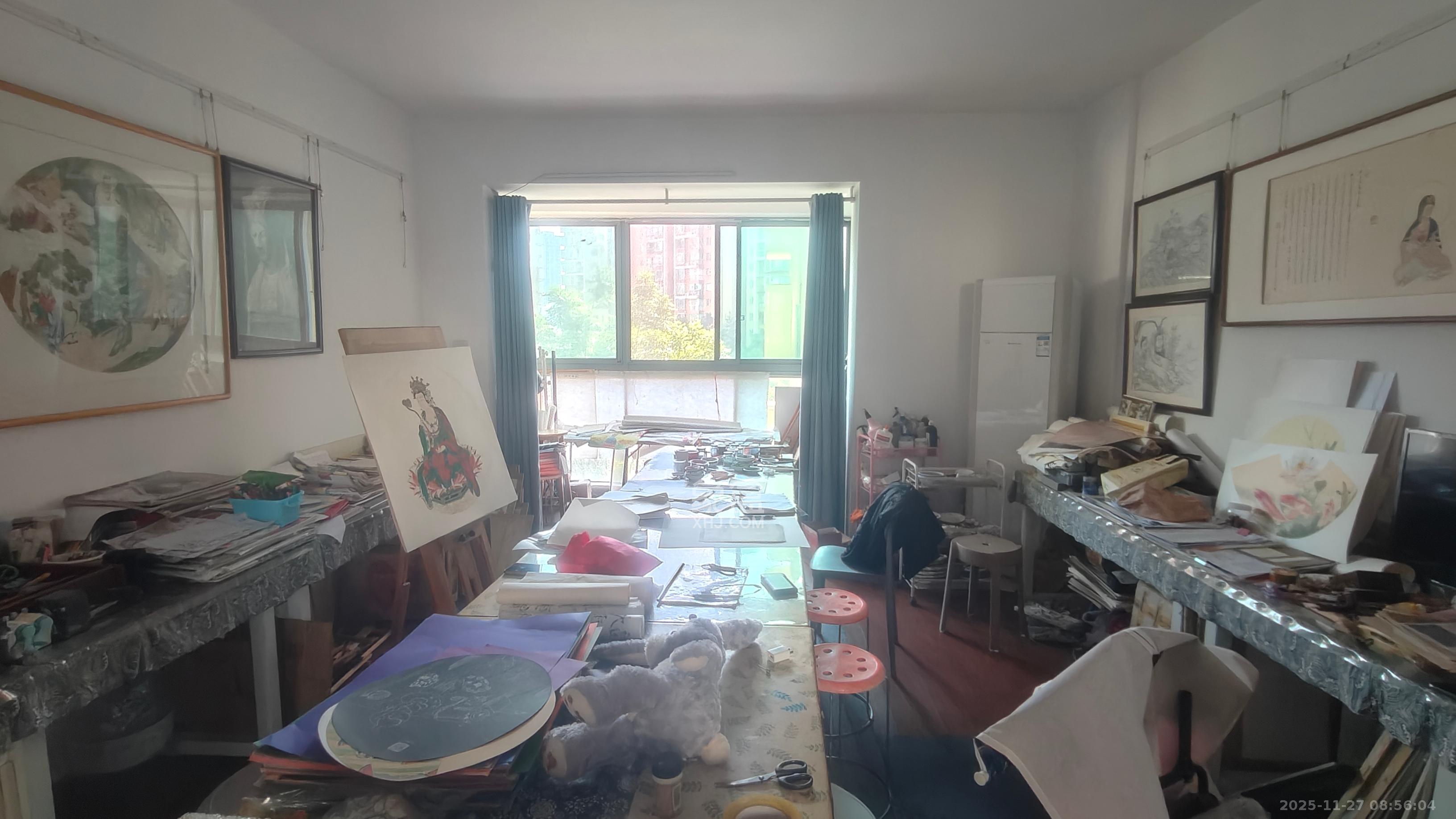 新城新世界一二三期  3室2厅1卫    2700.0元/月室内图