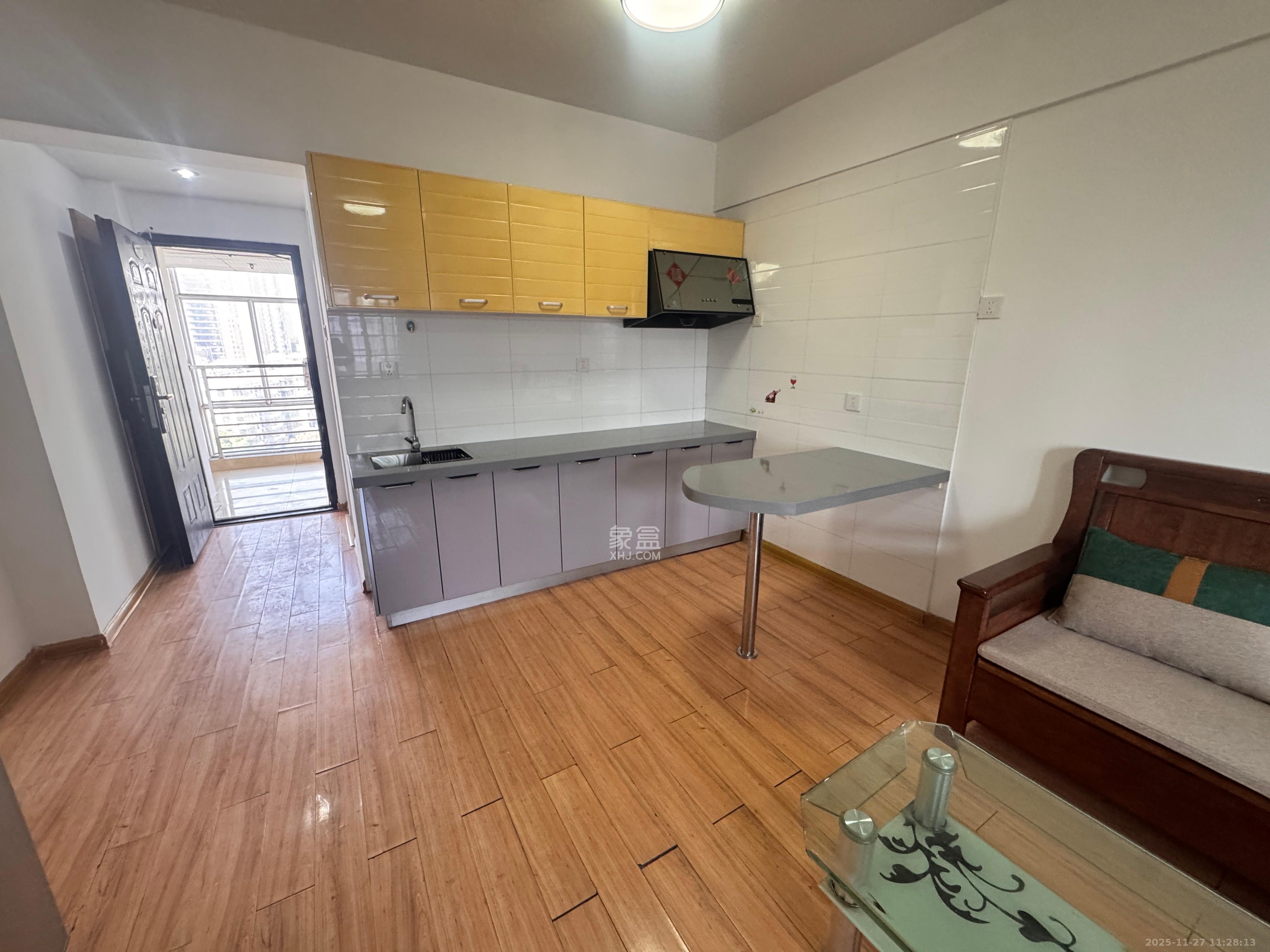 玛依拉山庄  1室0厅0卫    1500.0元/月