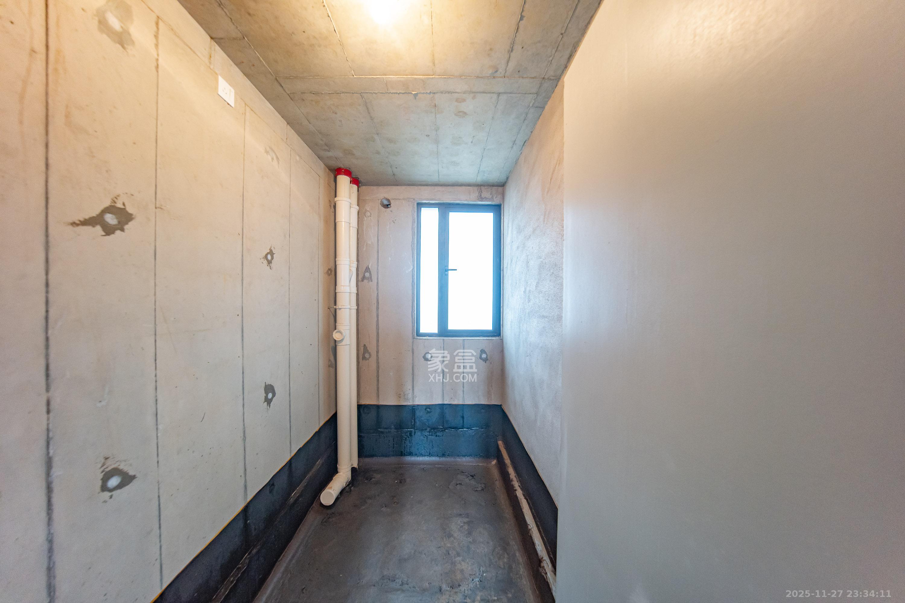 中国铁建京师璟台  3室2厅2卫    78.0万卫生间