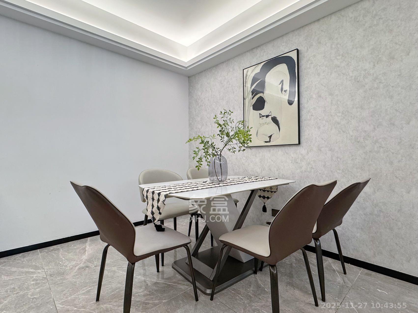 欣利梅溪左岸  3室2厅1卫    3400.0元/月室内图