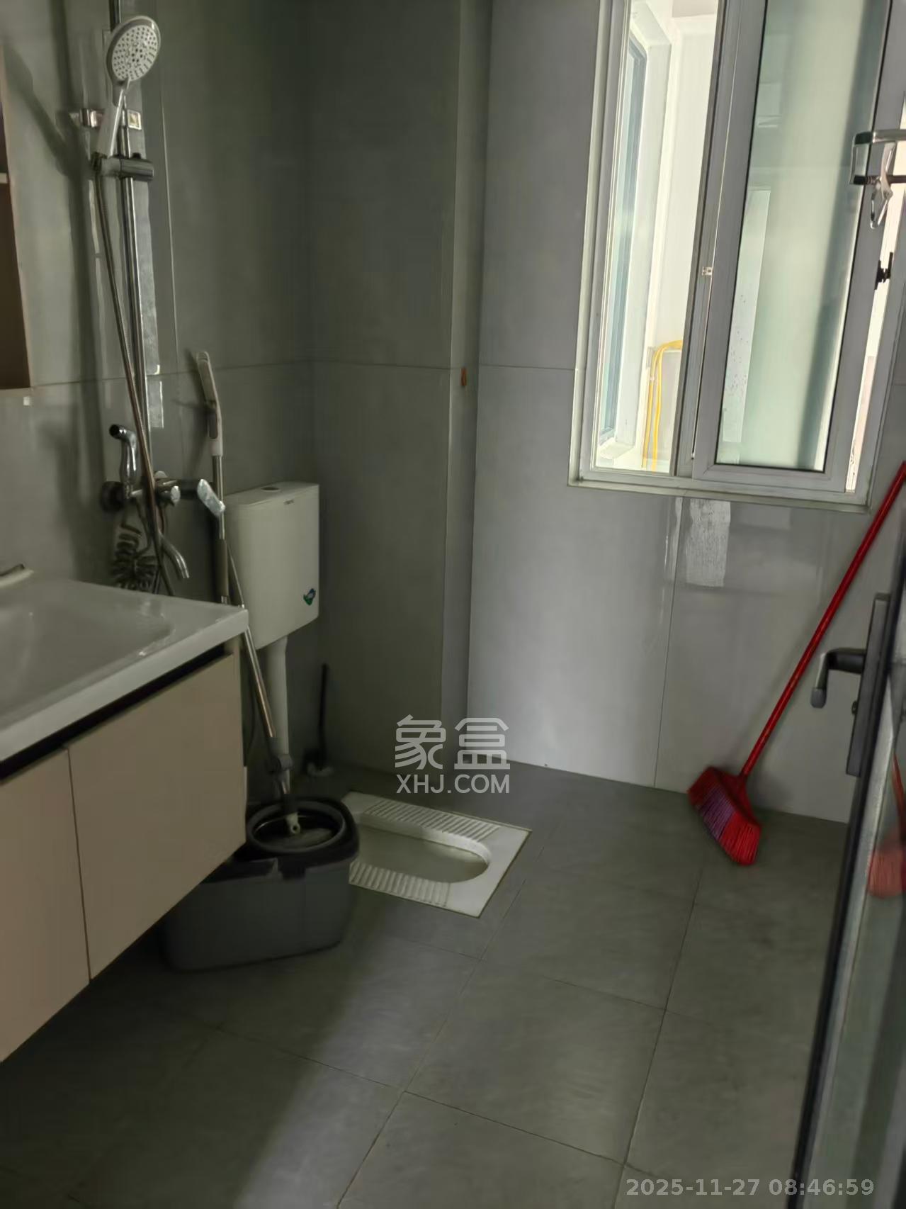 坪山家园 2室1厅1卫 1600.0元/月 坪山家园 2室1厅1卫 1600.0元/月室内图