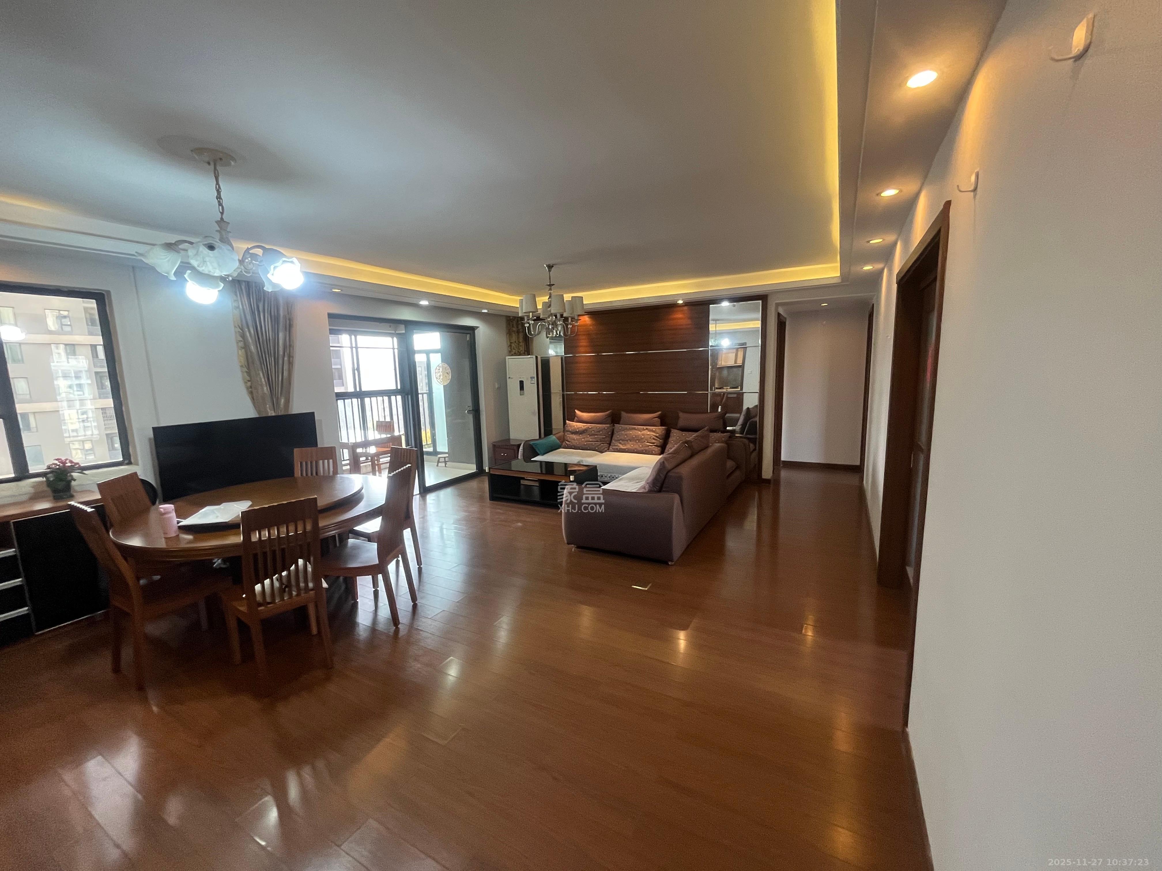 万科金域华府一期 3室2厅2卫 3000.0元/月 万科金域华府一期 3室2厅2卫 3000.0元/月室内图