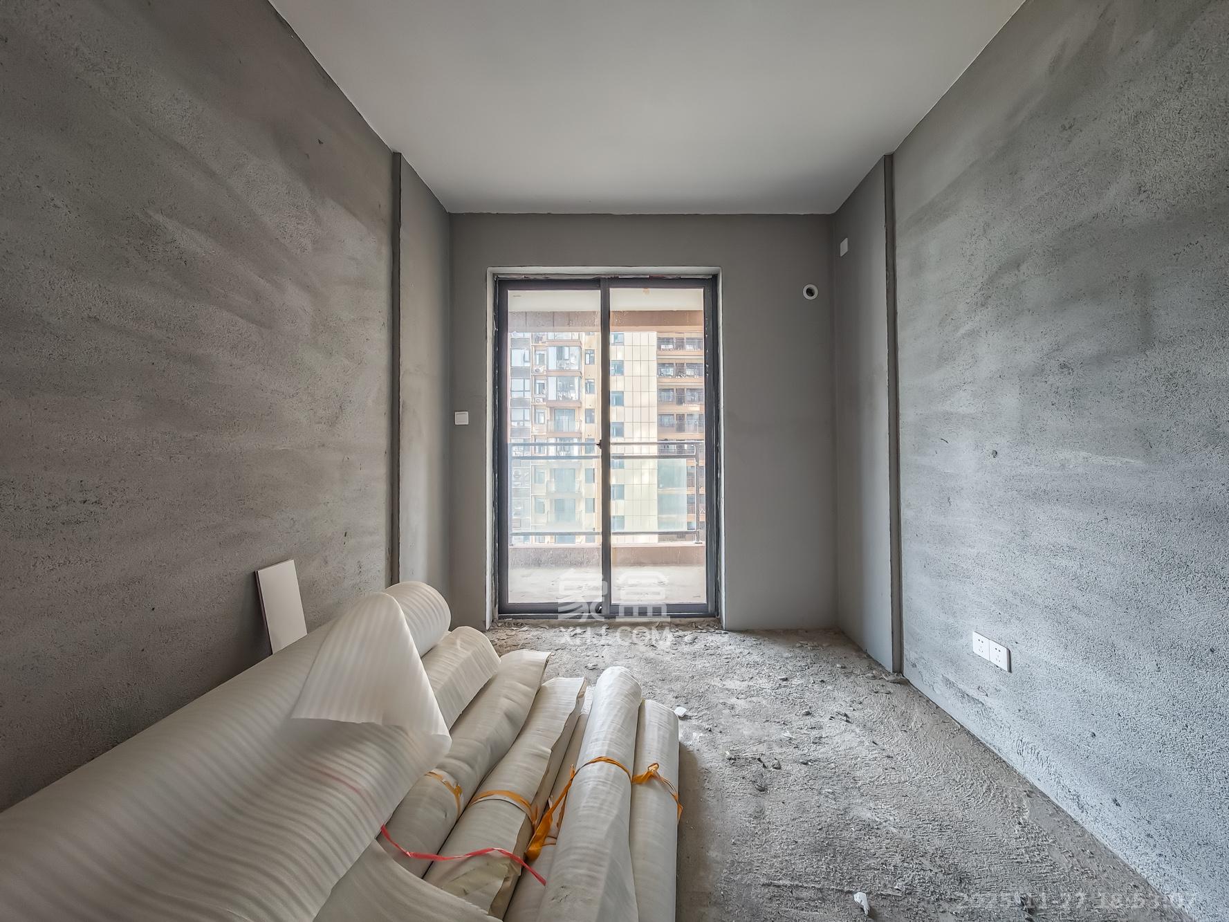 广泽上苑 3室2厅2卫 92.8万 广泽上苑 3室2厅2卫 92.8万卧室