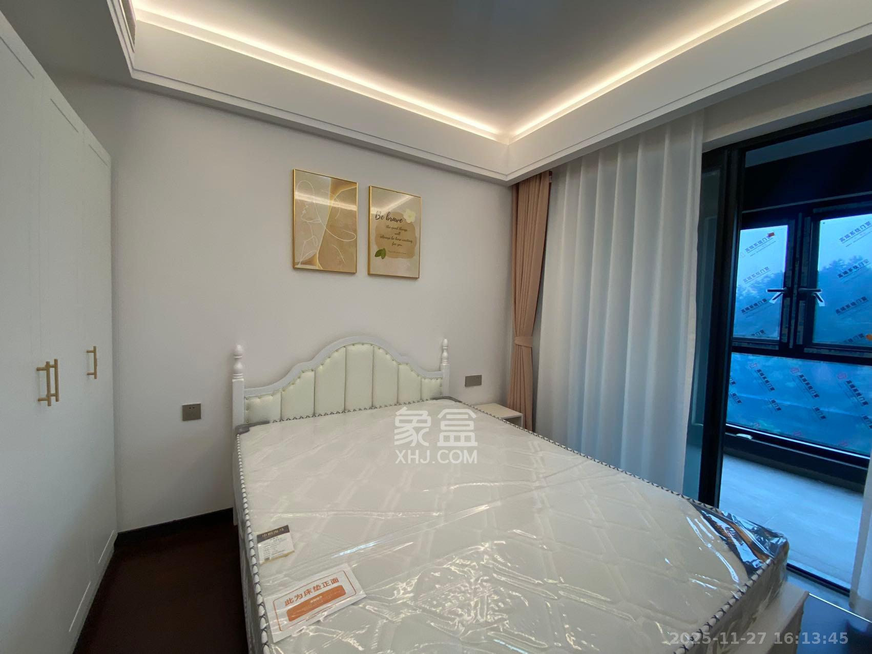 东原麓印长江B区 4室2厅2卫 4500.0元/月 东原麓印长江B区 4室2厅2卫 4500.0元/月室内图