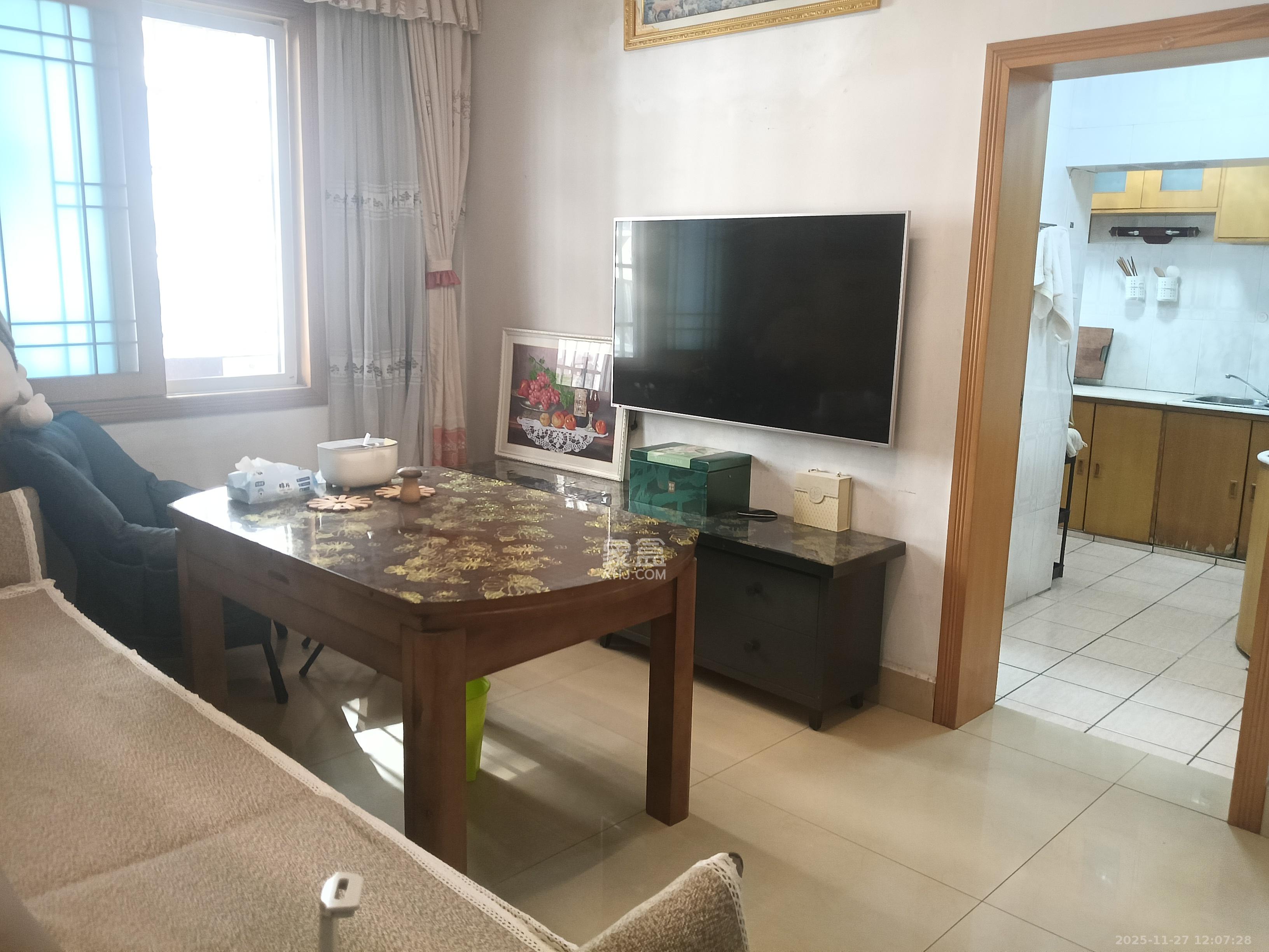 湖南第六工程有限公司机关小区（六公司机关大院）  2室1厅1卫    1800.0元/月