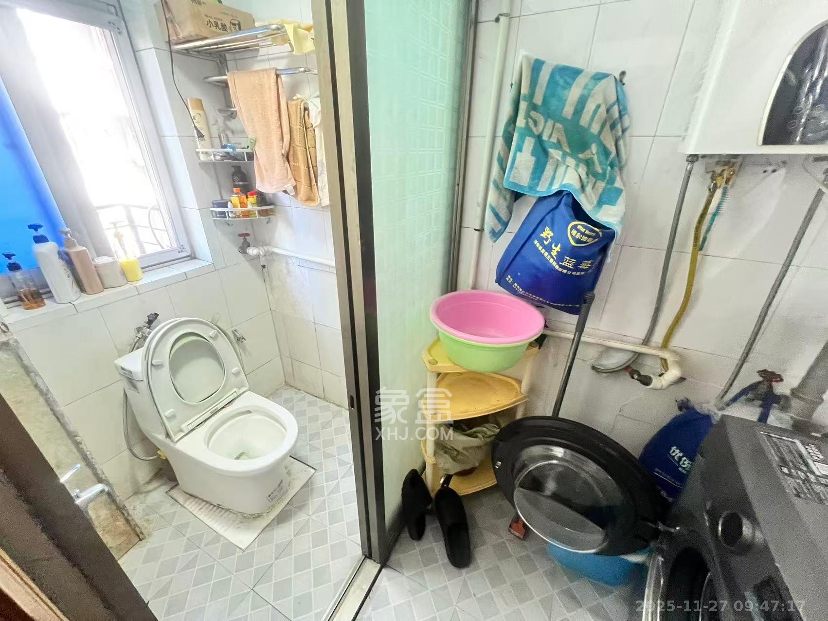 体育局宿舍 2室2厅1卫 1600.0元/月 体育局宿舍 2室2厅1卫 1600.0元/月室内图