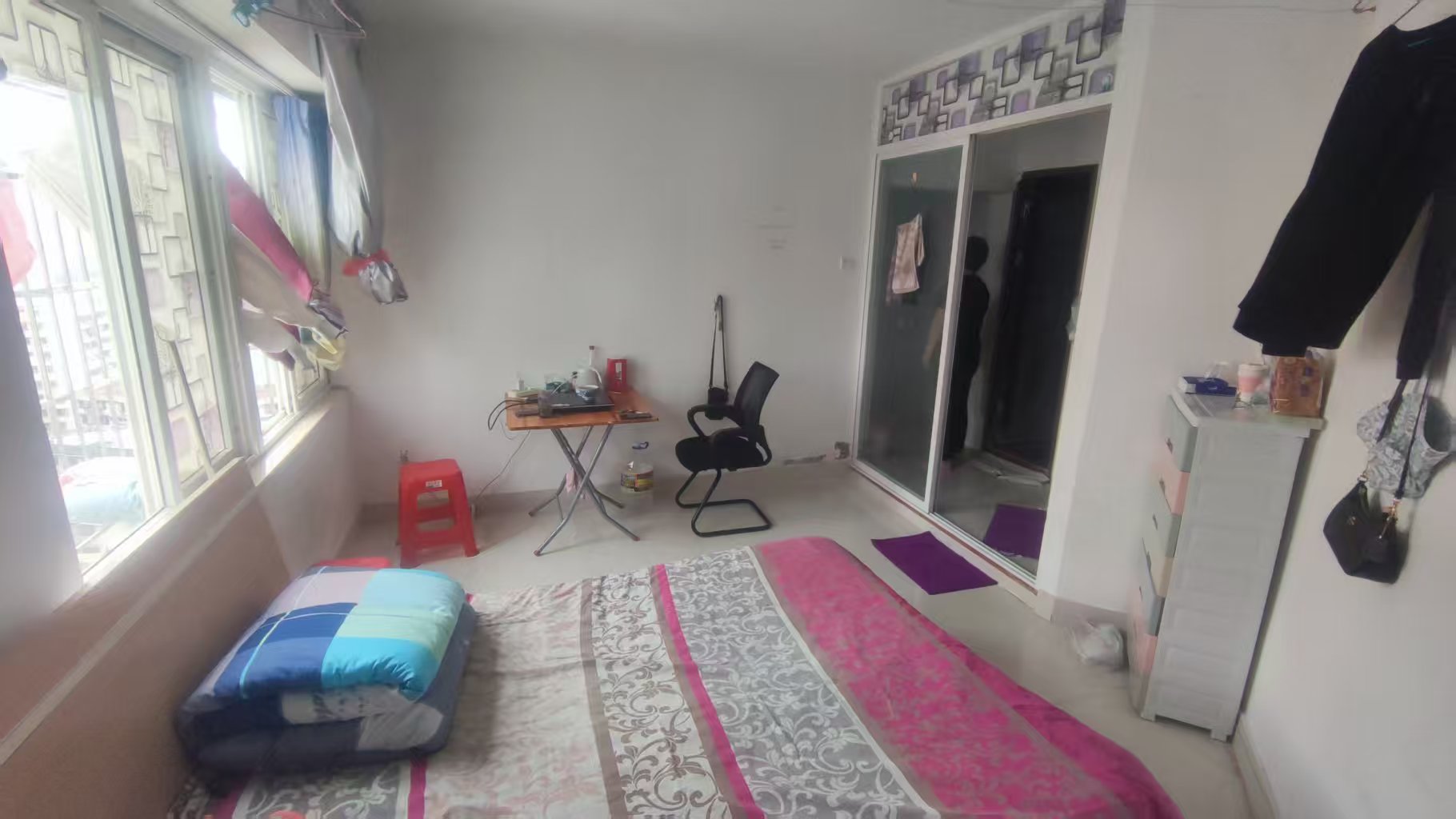 国贸大厦  1室1厅1卫    18.0万室内图