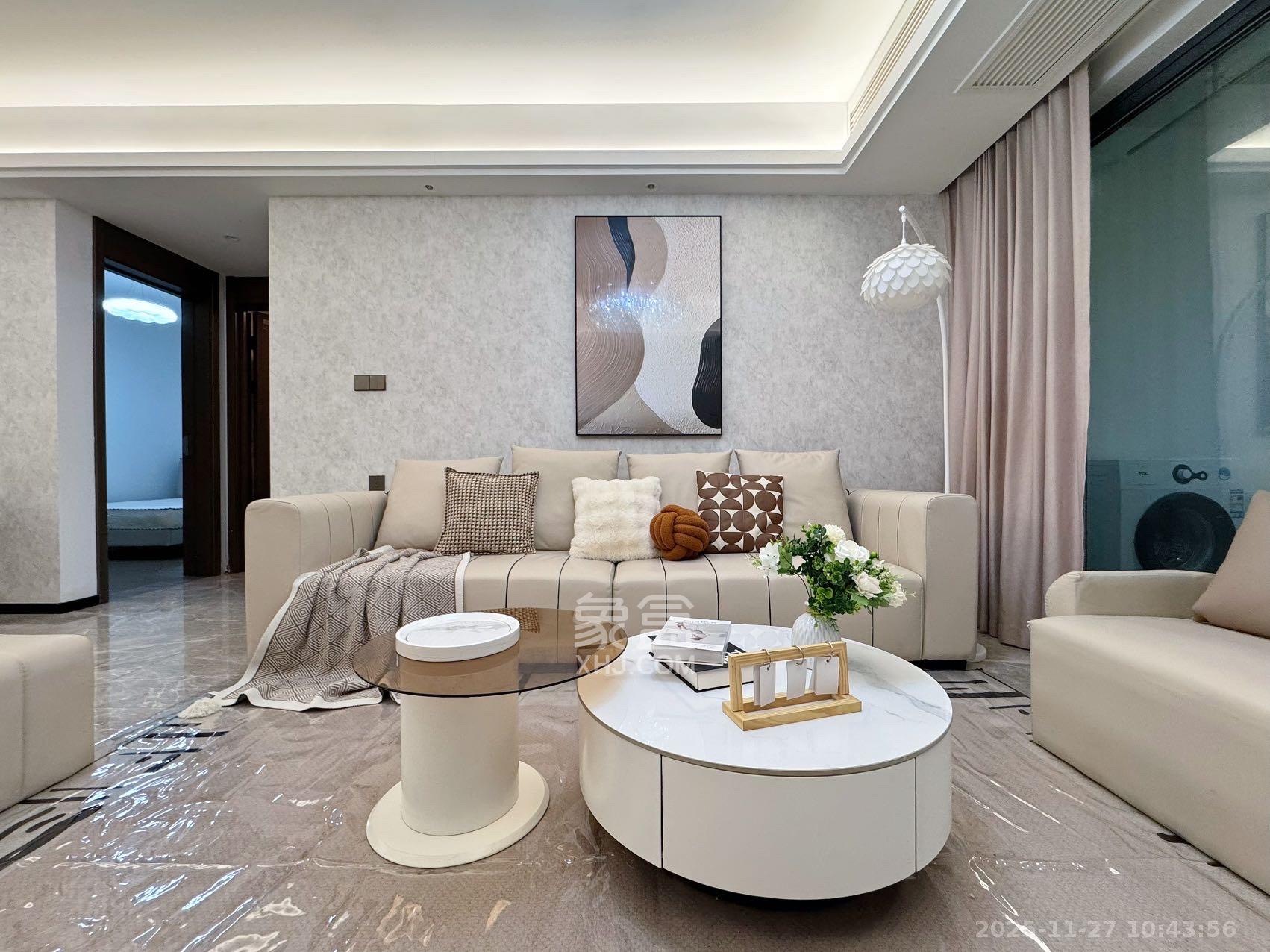 欣利梅溪左岸  3室2厅1卫    3400.0元/月室内图