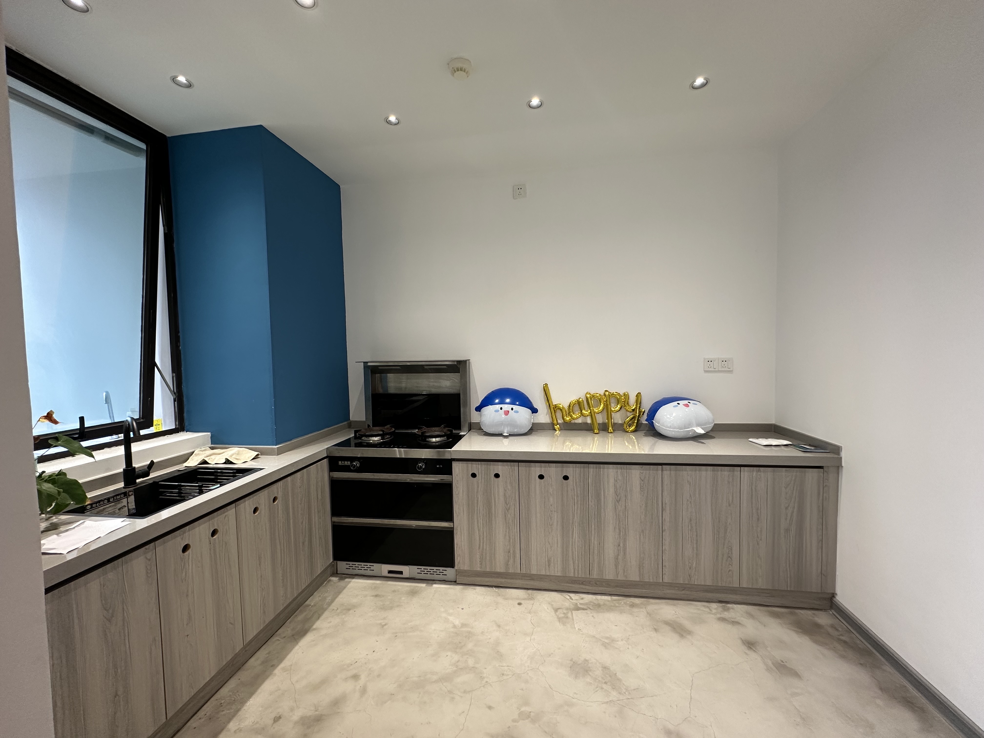 富力首府  4室2厅3卫    400.0万客厅