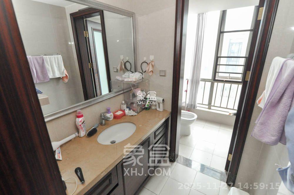 梅溪湖金茂府（金茂广场）（金茂览秀城）  4室2厅2卫    4000.0元/月室内图