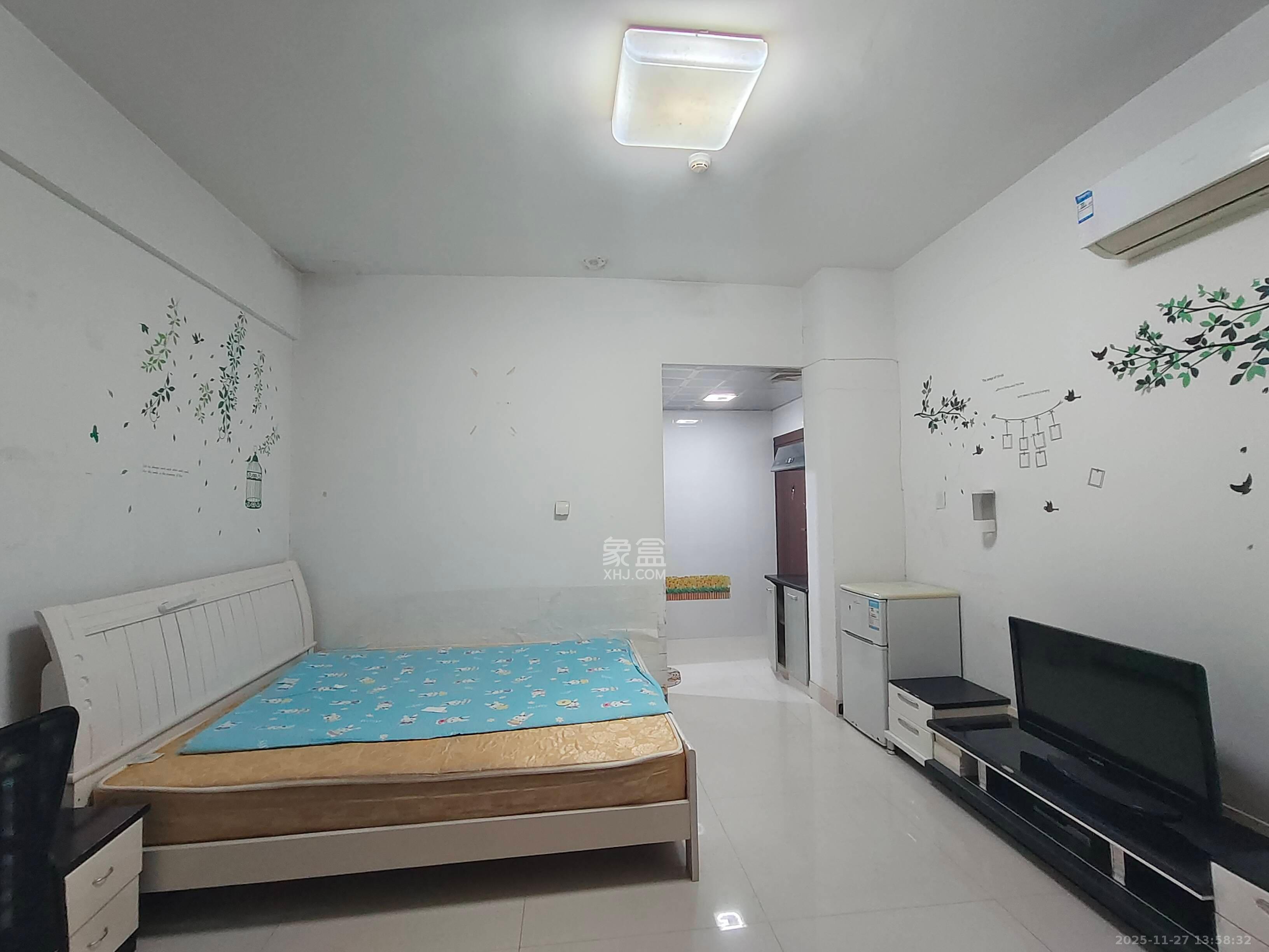 融圣国际  1室1厅1卫    1400.0元/月室内图