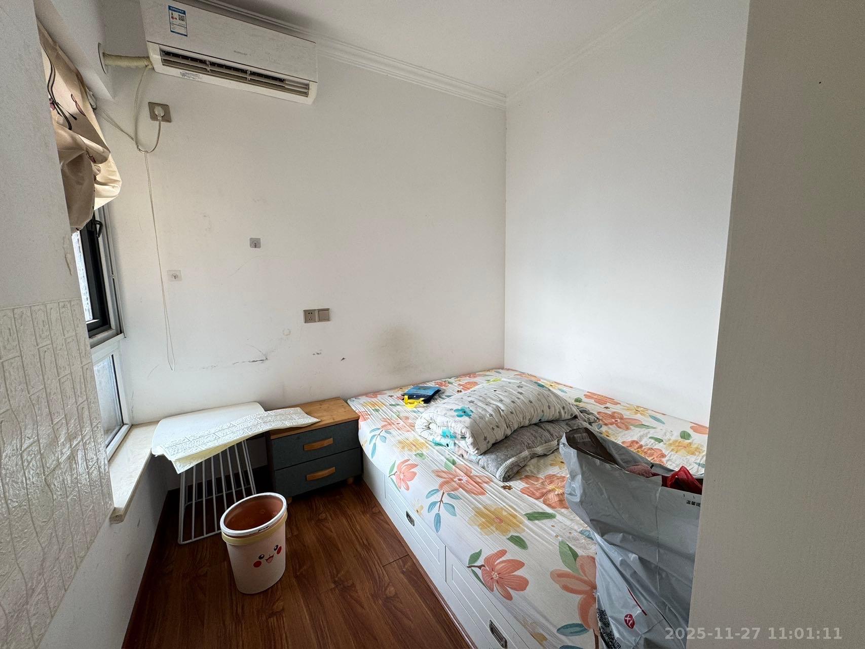 荣盛花语城  2室2厅1卫    1800.0元/月室内图