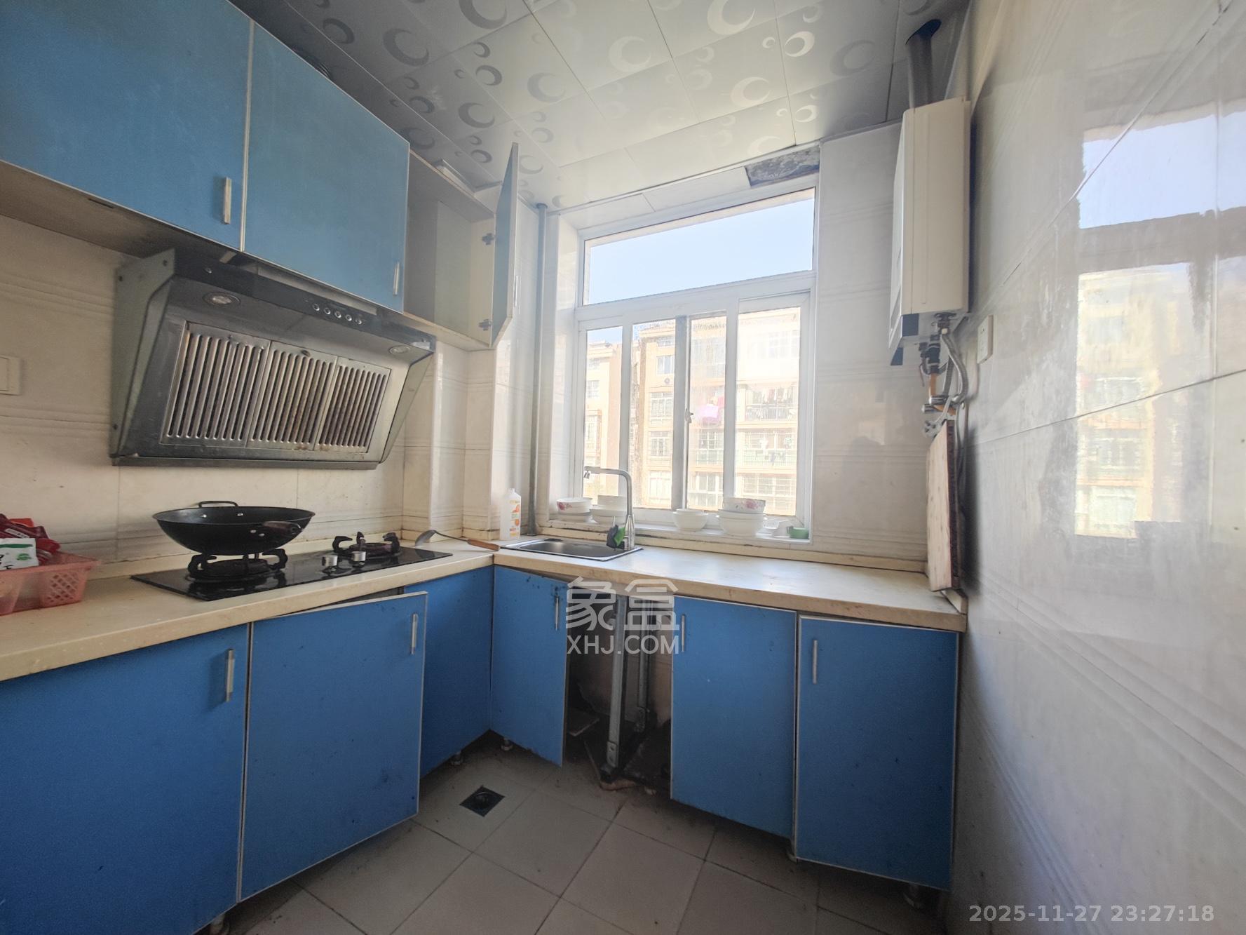 鄱阳小区 3室2厅1卫 50.0万 鄱阳小区 3室2厅1卫 50.0万厨房