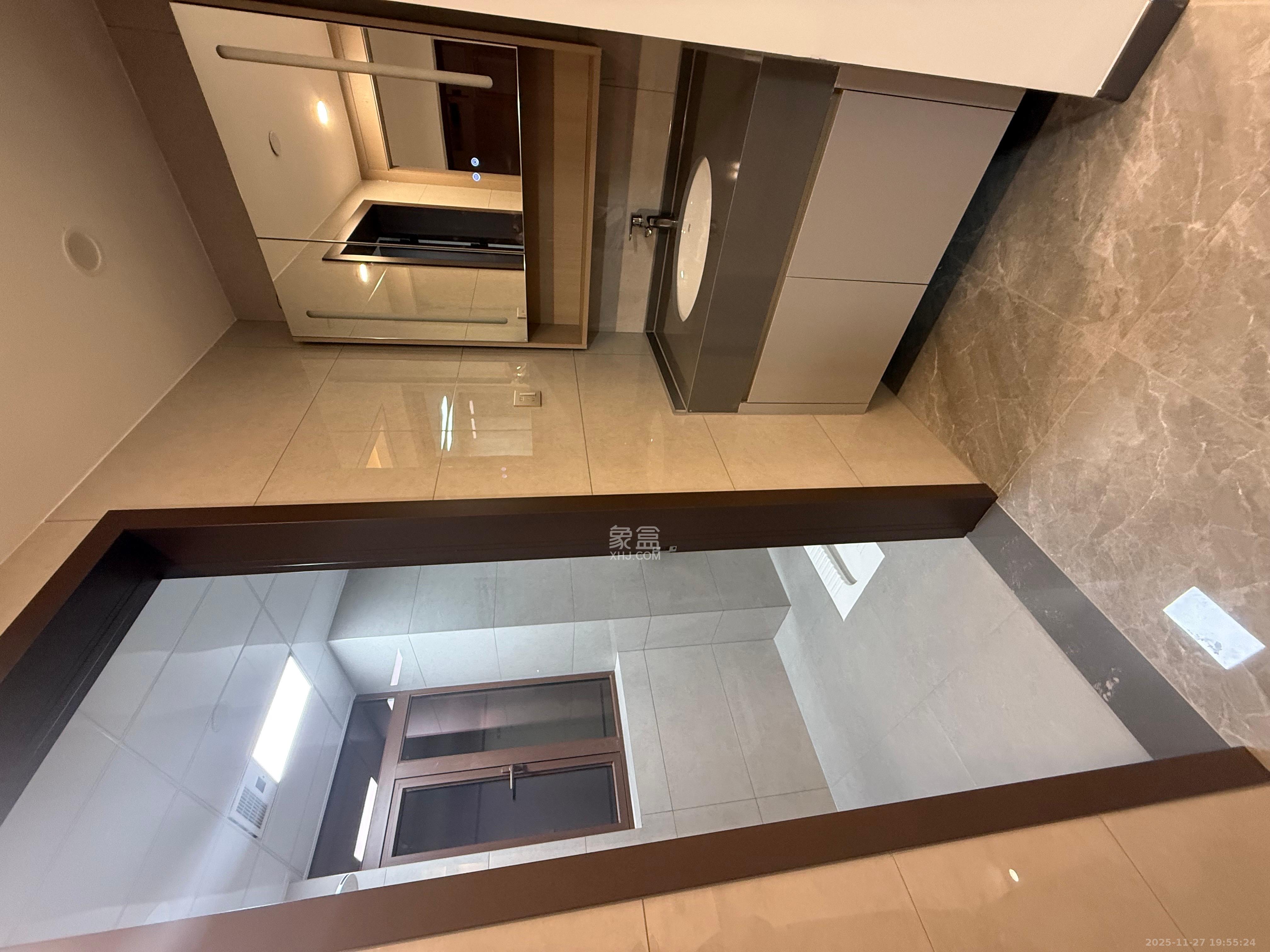 富兴时代御城  3室2厅2卫    7500.0元/月室内图