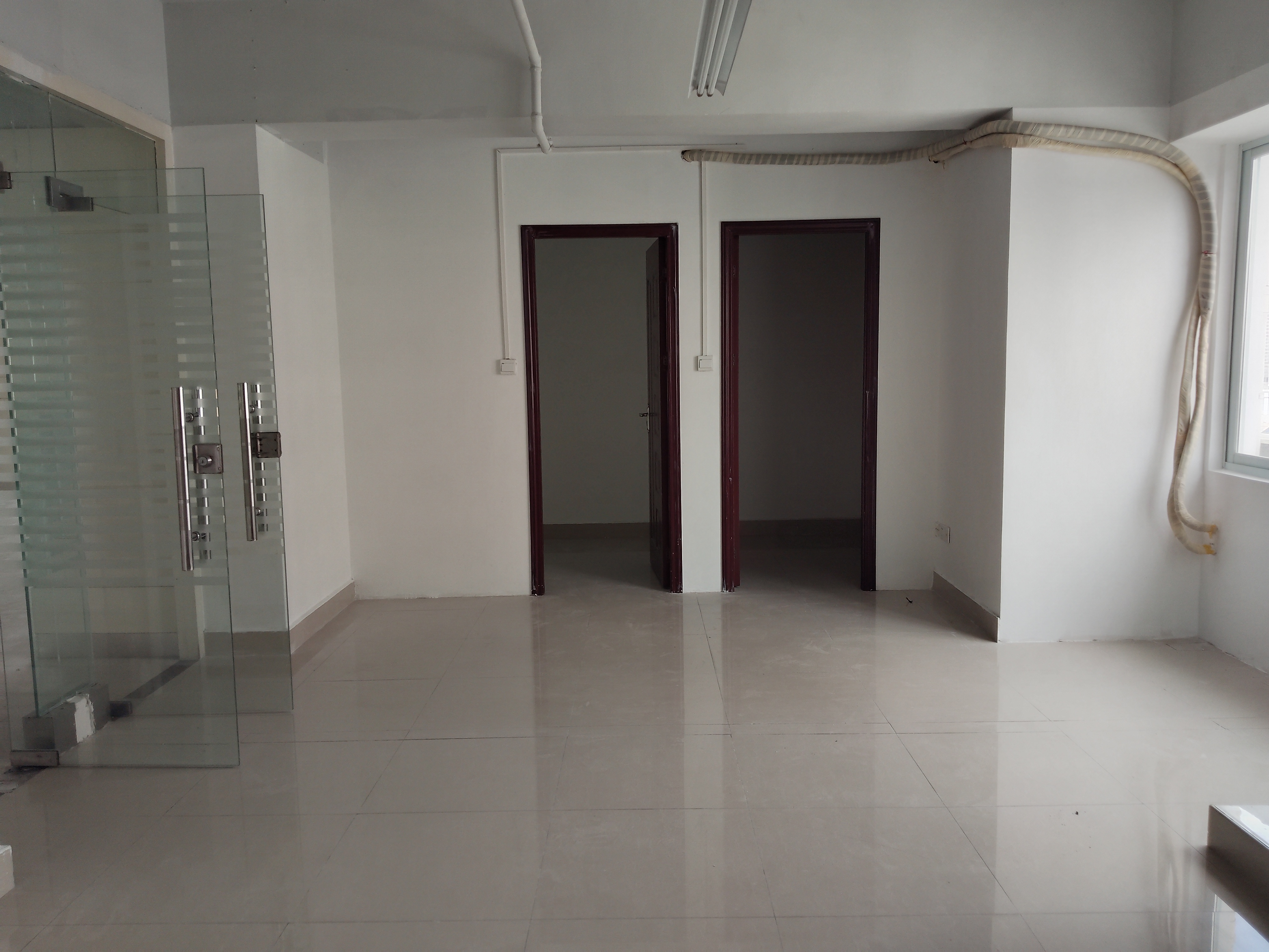 北京大厦   302.0㎡      8500.0元/月室内图