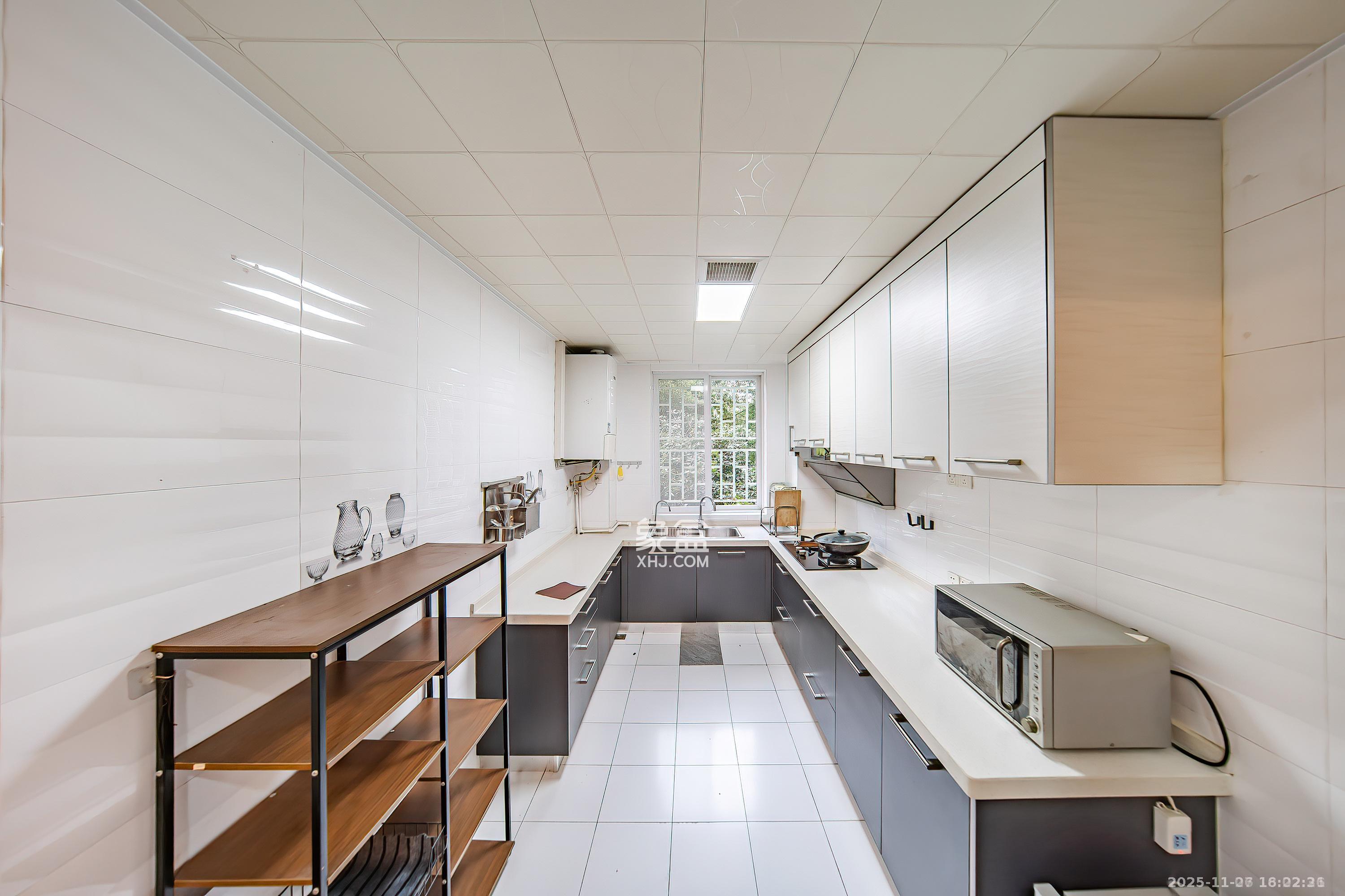 左岸春天 3室2厅2卫 2300.0元/月 左岸春天 3室2厅2卫 2300.0元/月室内图