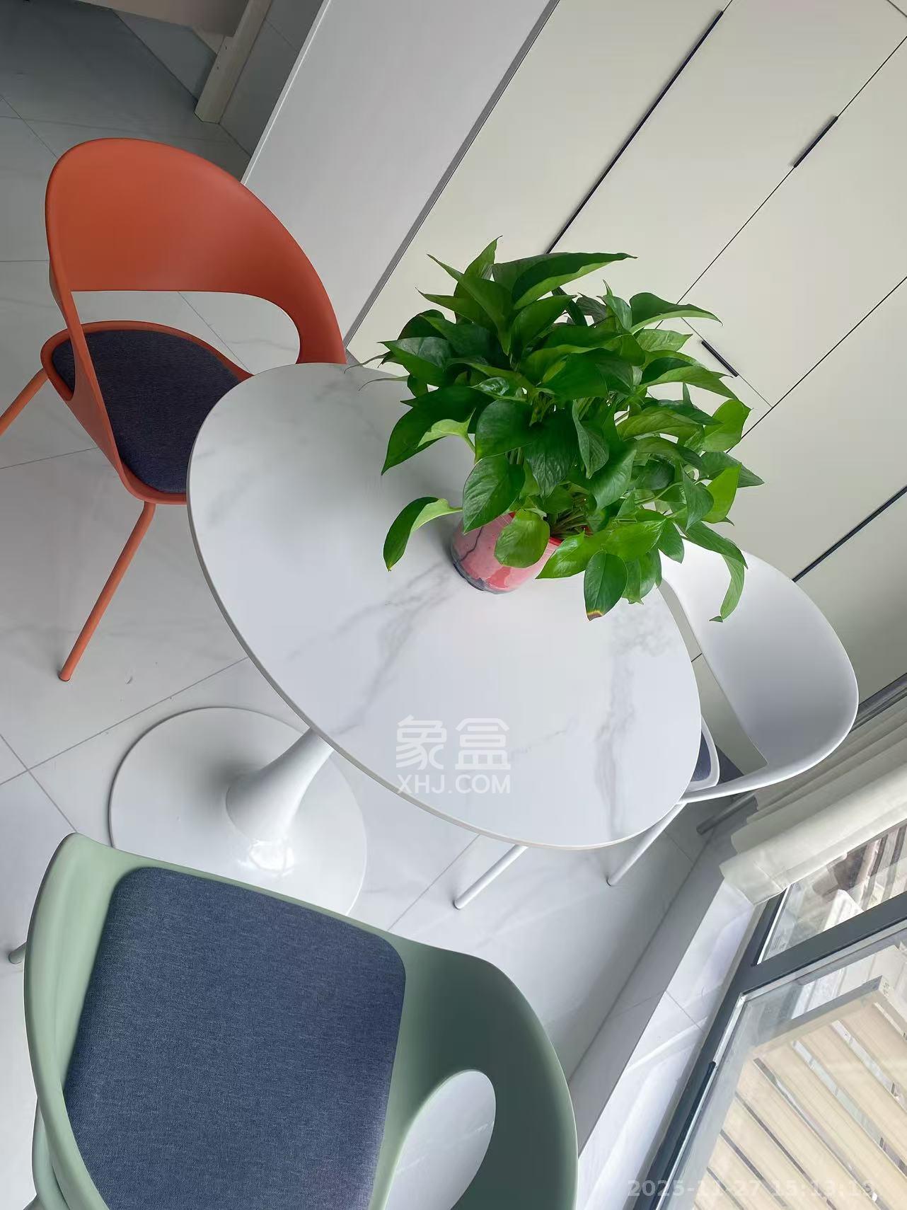 嘉裕大厦  1室1厅1卫    1700.0元/月