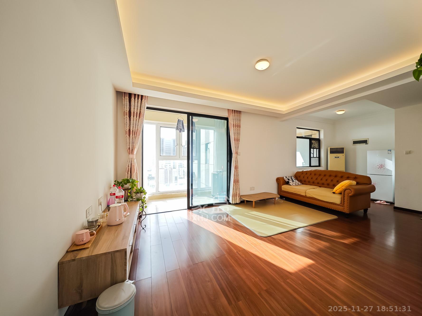 幸福考拉789  3室2厅2卫    79.0万