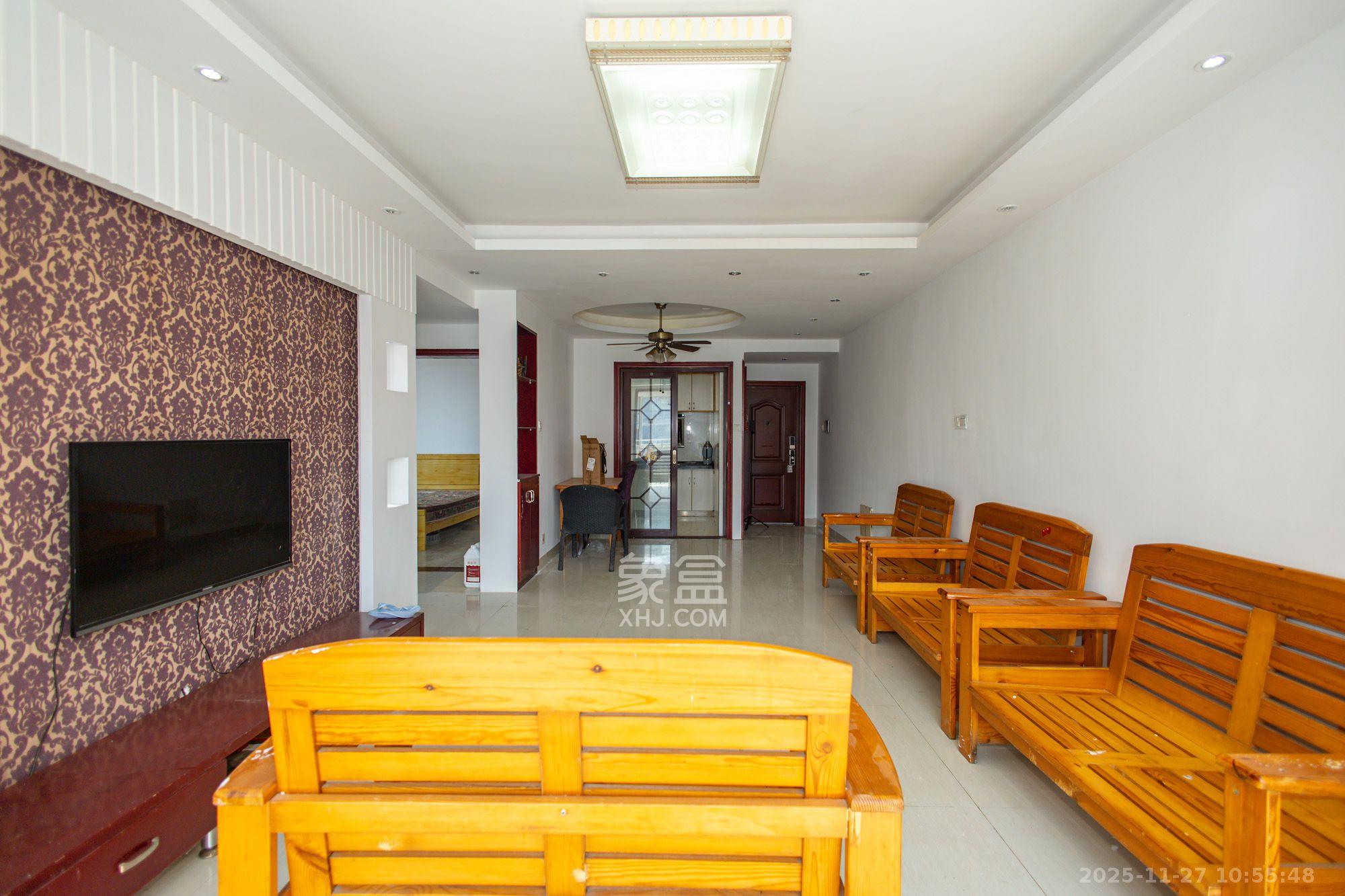 恒广国际景园一二区 2室2厅1卫 1700.0元/月 恒广国际景园一二区 2室2厅1卫 1700.0元/月室内图