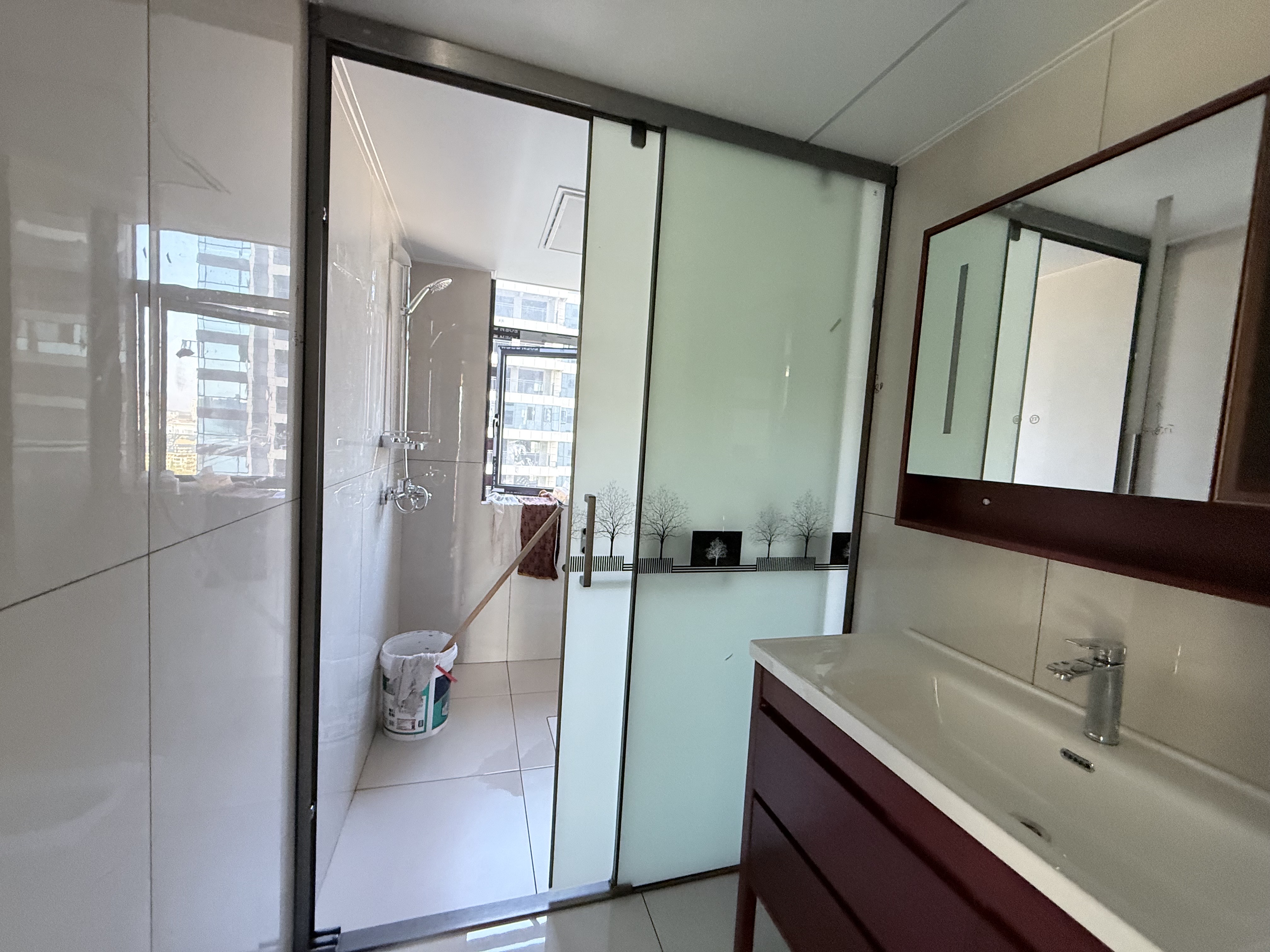 金钟悦江湾 3室2厅2卫 3200.0元/月 金钟悦江湾 3室2厅2卫 3200.0元/月室内图