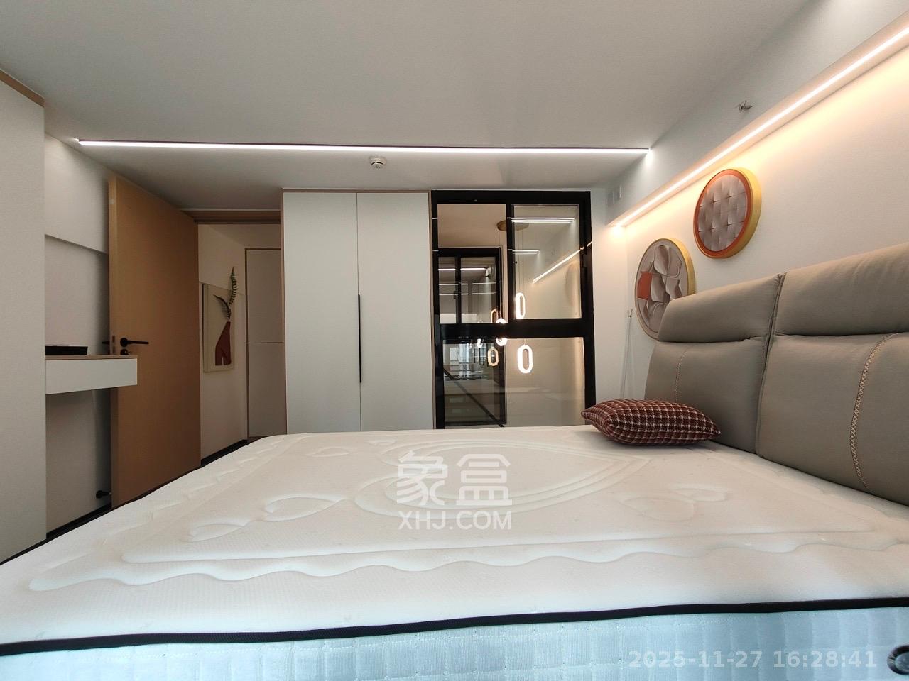 龙湖铂金岛 2室1厅1卫 2700.0元/月 龙湖铂金岛 2室1厅1卫 2700.0元/月室内图