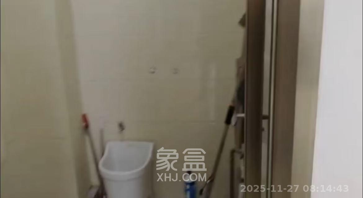 万坤图财富广场  1室1厅1卫    3900.0元/月室内图