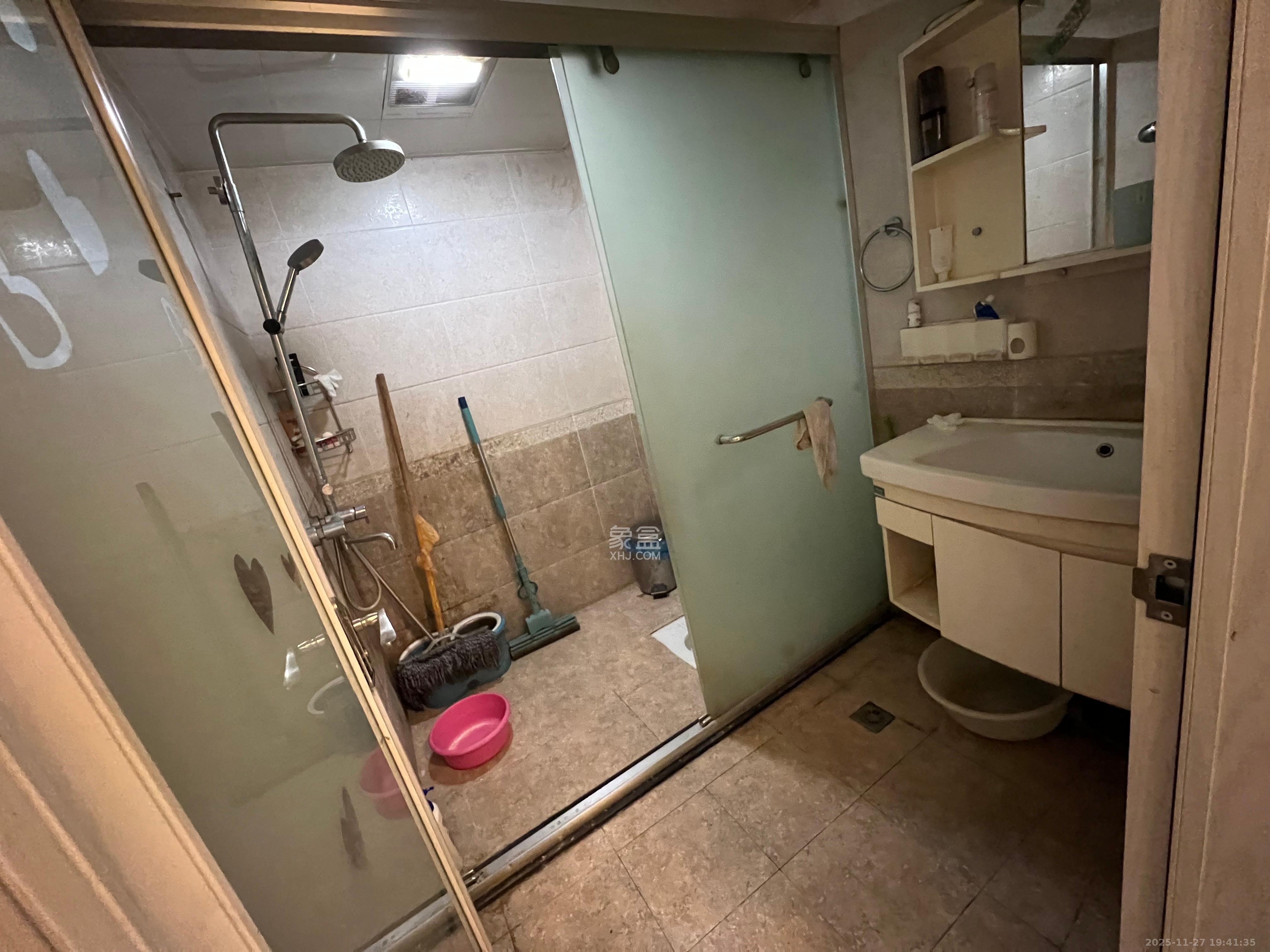 上河国际C区 3室2厅2卫 3200.0元/月 上河国际C区 3室2厅2卫 3200.0元/月室内图