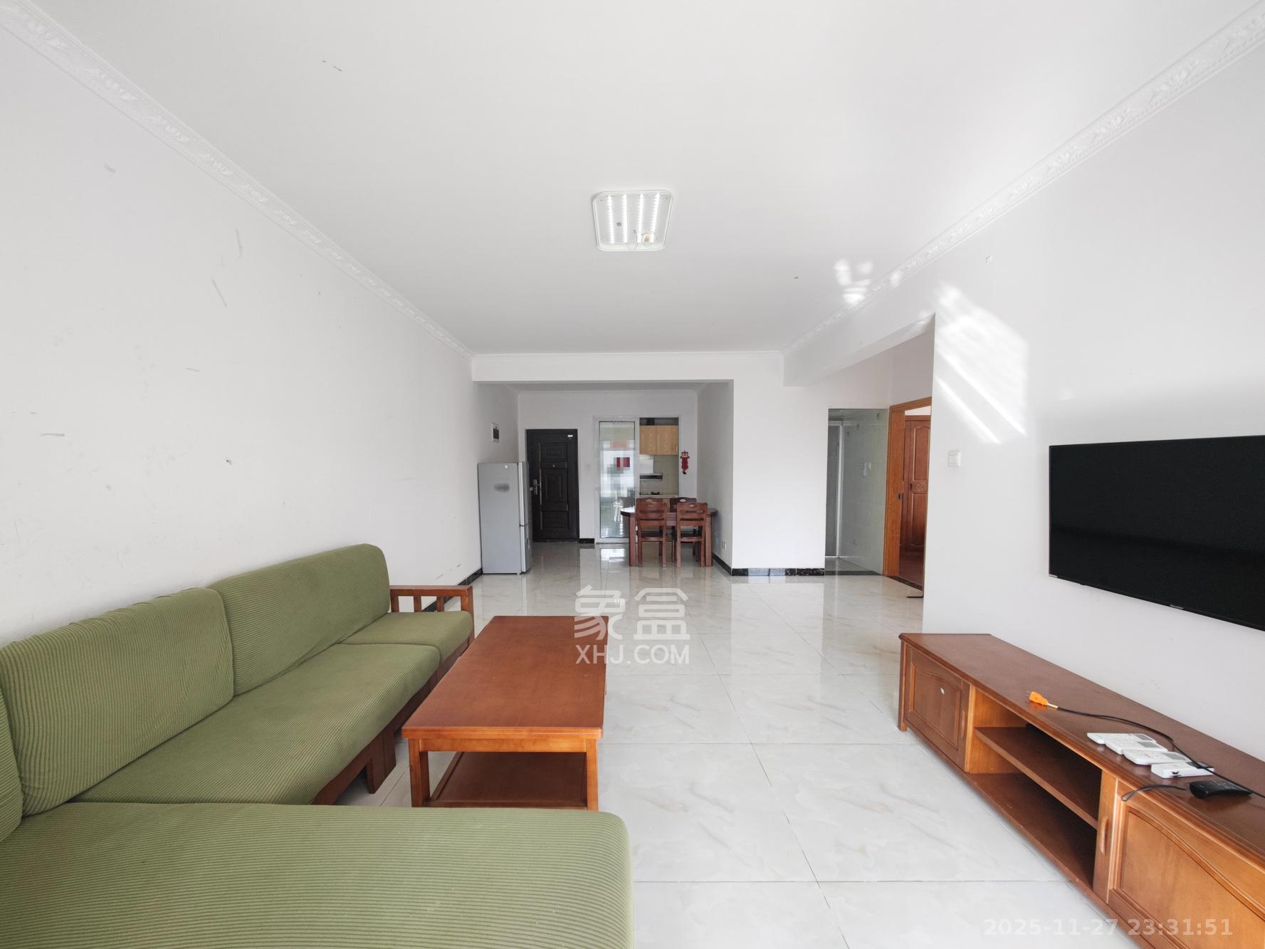 潇湘名城(新里程潇湘名城)  3室2厅1卫    88.0万