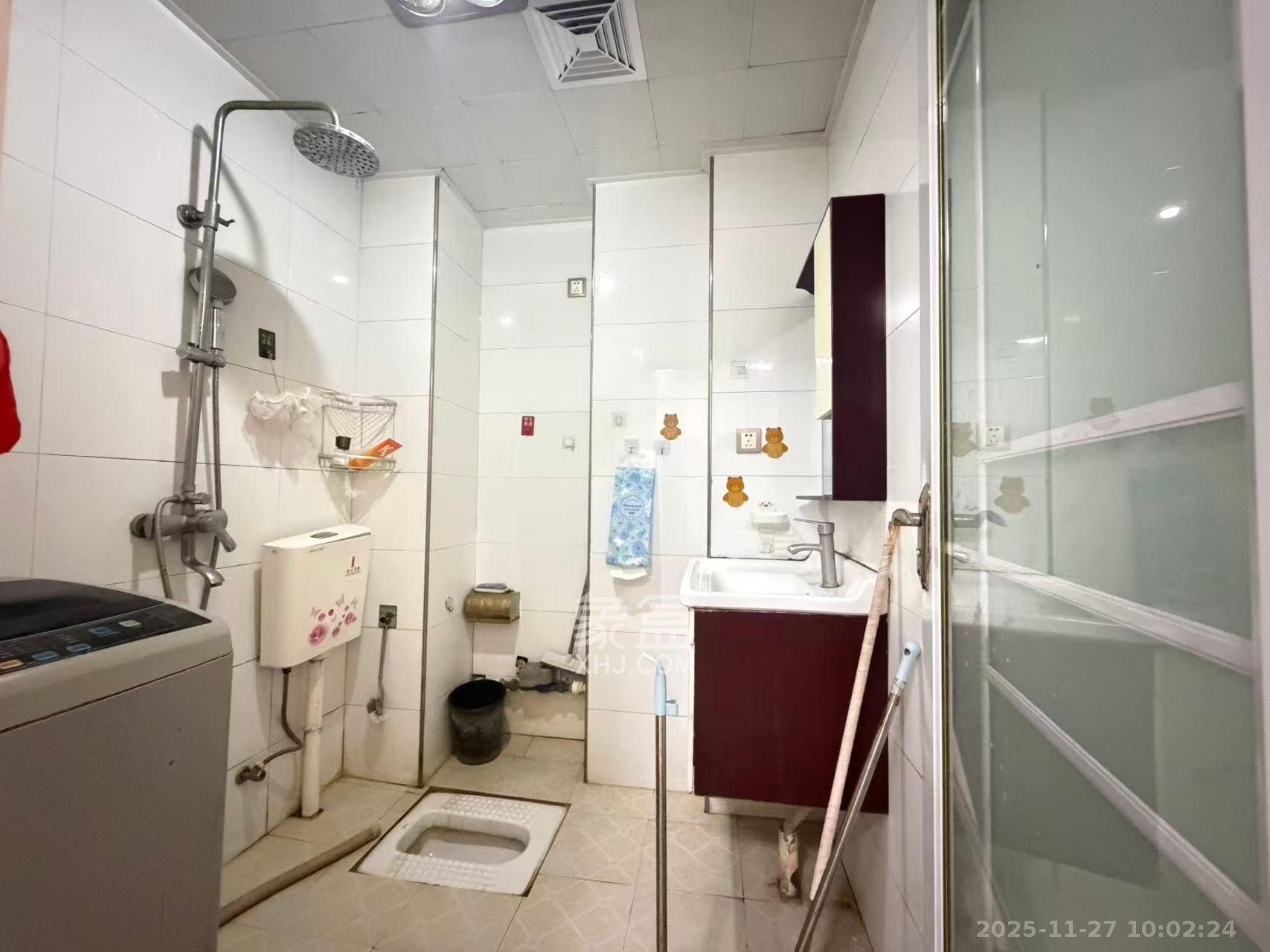 骑龙安置小区 2室1厅1卫 1200.0元/月 骑龙安置小区 2室1厅1卫 1200.0元/月室内图