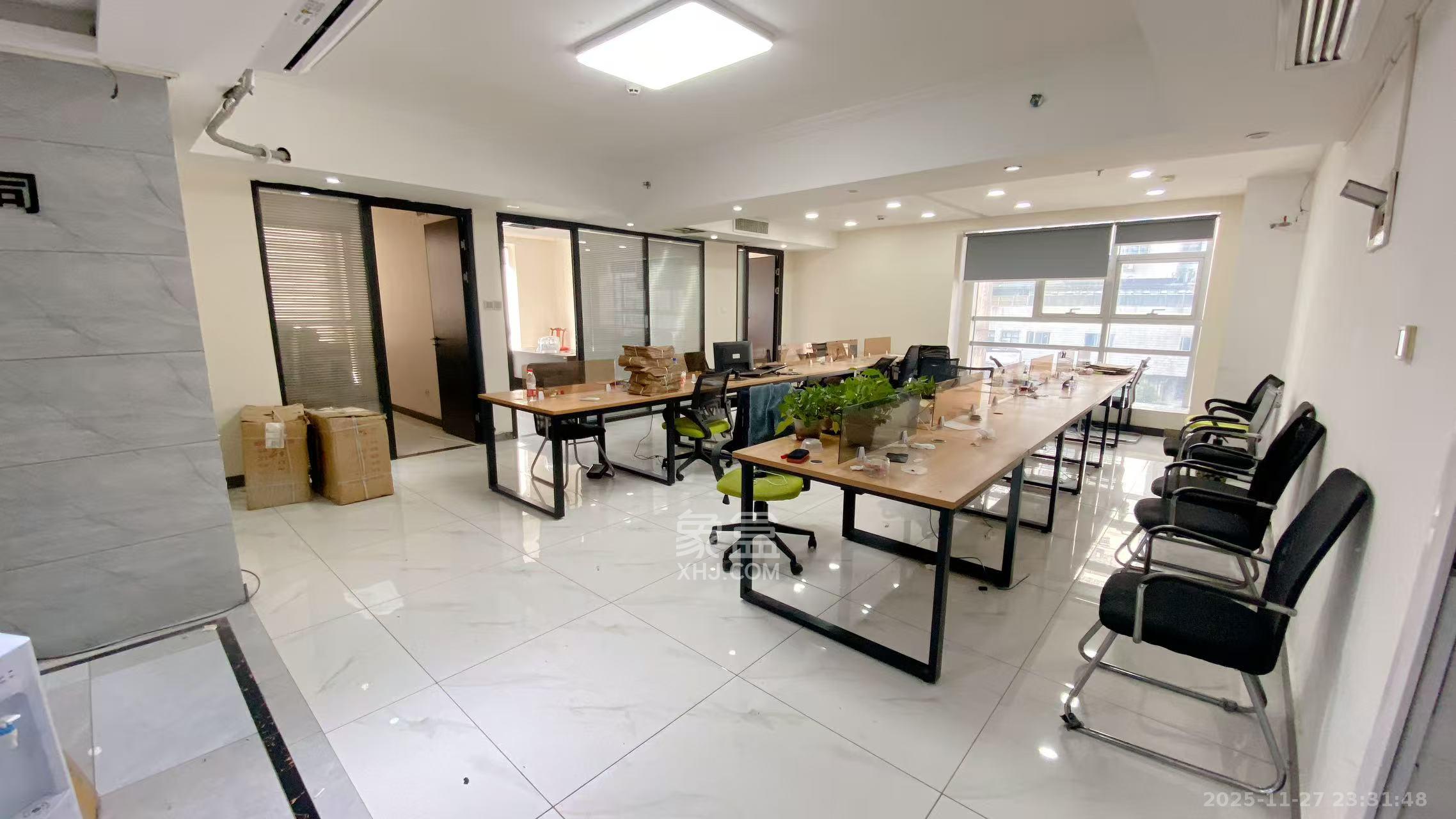 明城国际  1室1厅1卫    4500.0元/月