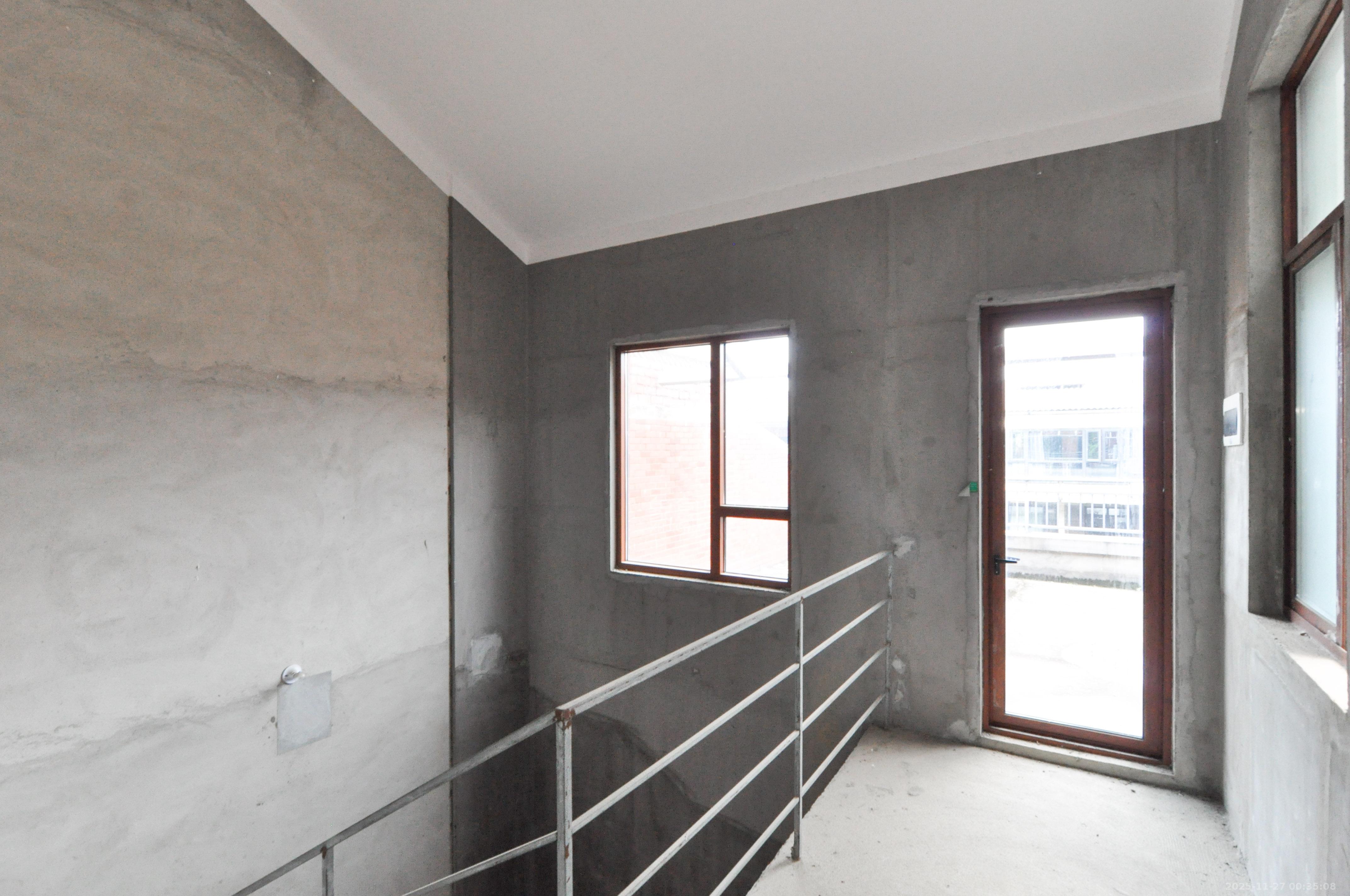 长房梅溪香山 6室2厅4卫 950.0万 长房梅溪香山 6室2厅4卫 950.0万其他