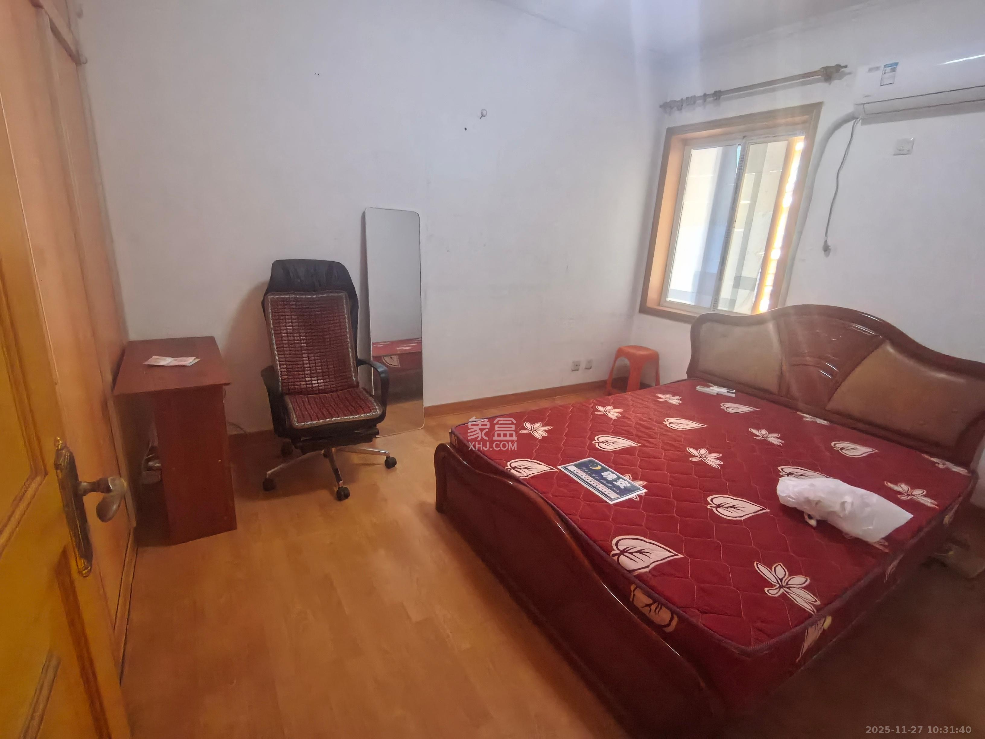 荷花园电信宿舍(天辰荷花苑) 2室2厅1卫 1700.0元/月 荷花园电信宿舍(天辰荷花苑) 2室2厅1卫 1700.0元/月室内图