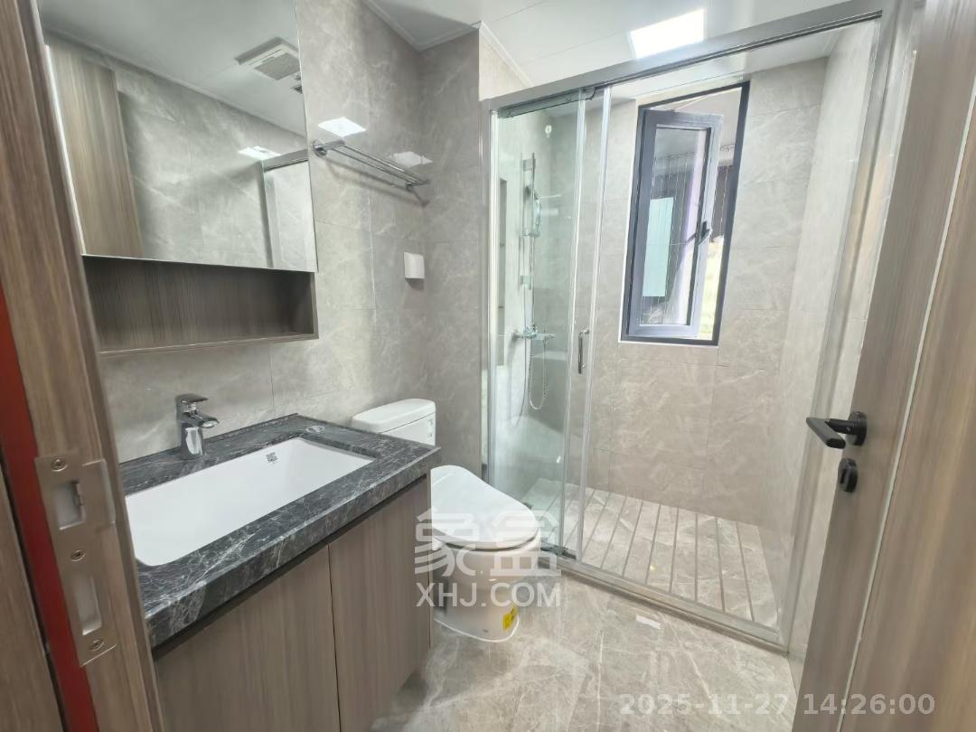 中海阅溪府  3室2厅2卫    3000.0元/月室内图