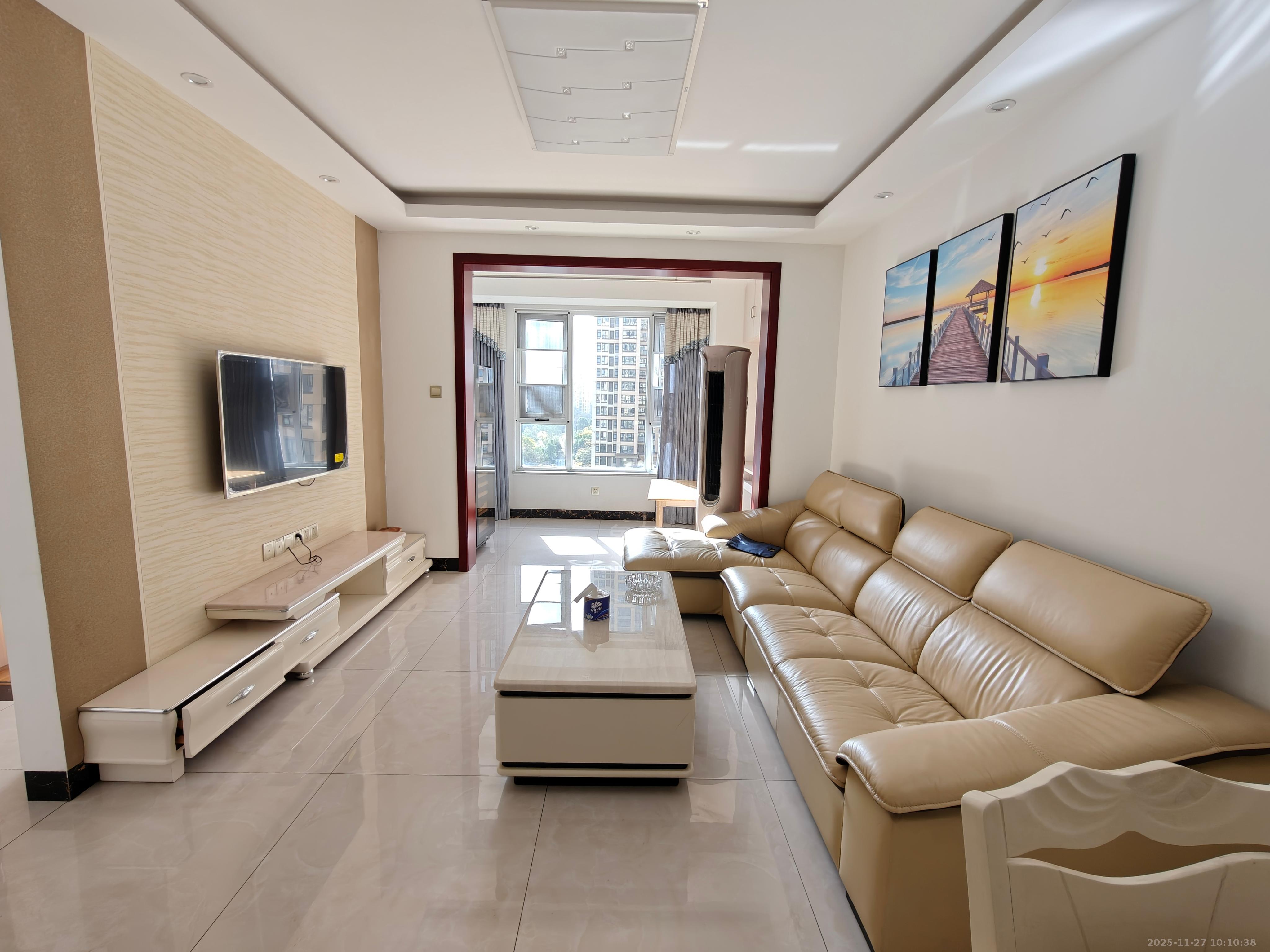 佳兆业金域天下三期  3室1厅1卫    1800.0元/月