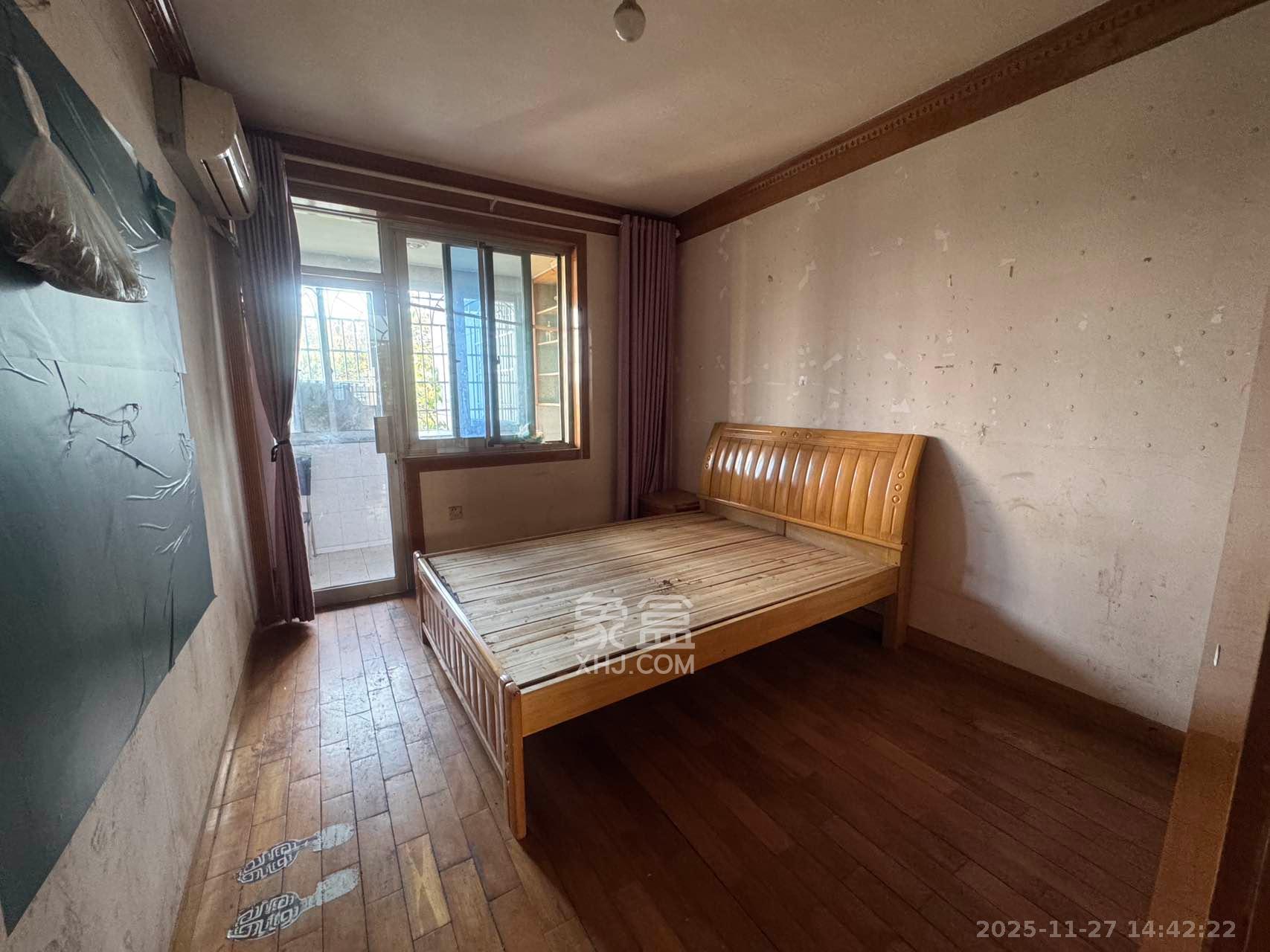 长沙市自来水有限公司金盆岭住宅区(赤岭路4号) 2室2厅1卫 1300.0元/月 长沙市自来水有限公司金盆岭住宅区(赤岭路4号) 2室2厅1卫 1300.0元/月室内图