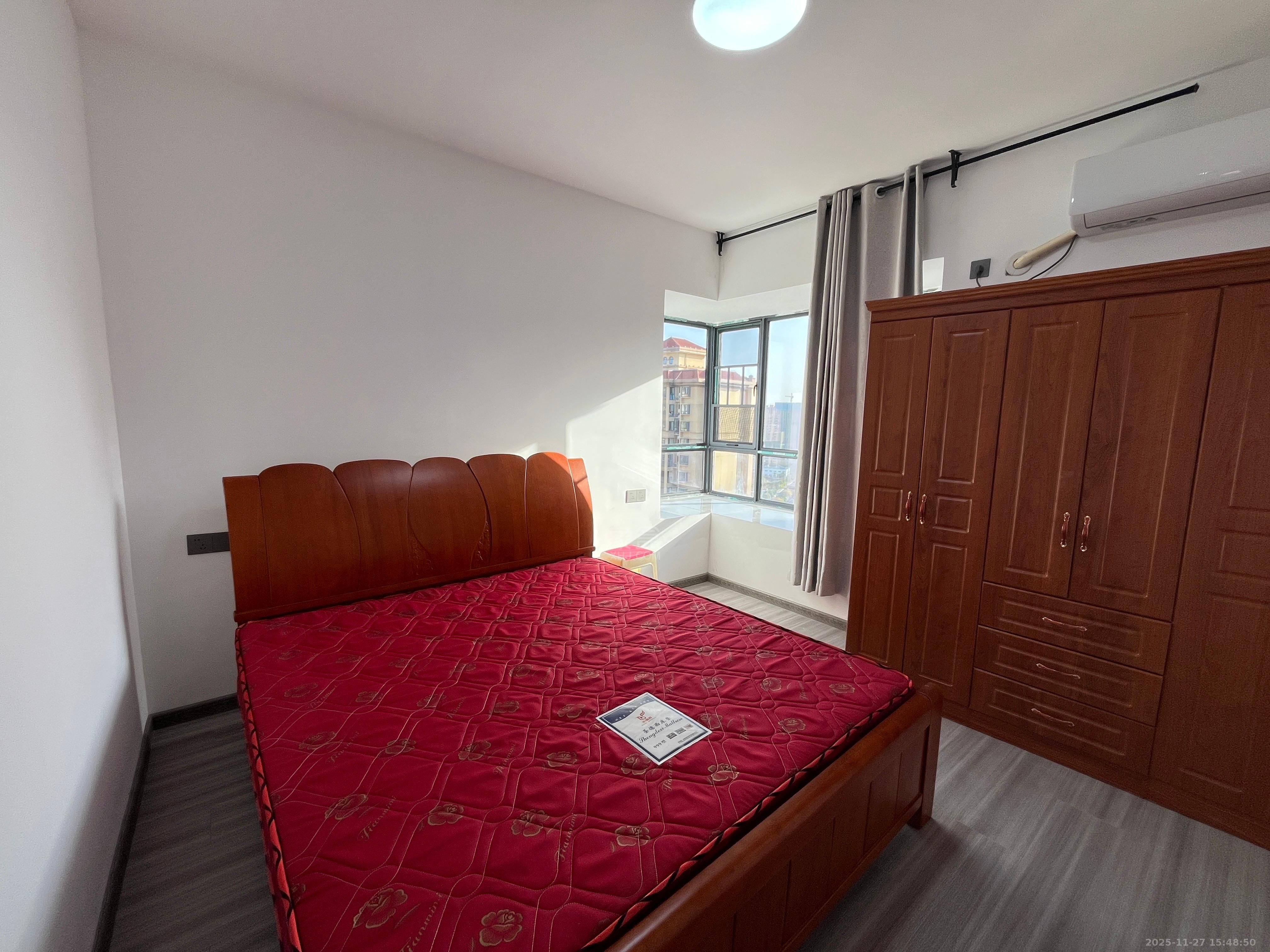 提香蓝岸 4室2厅2卫 2200.0元/月 提香蓝岸 4室2厅2卫 2200.0元/月室内图