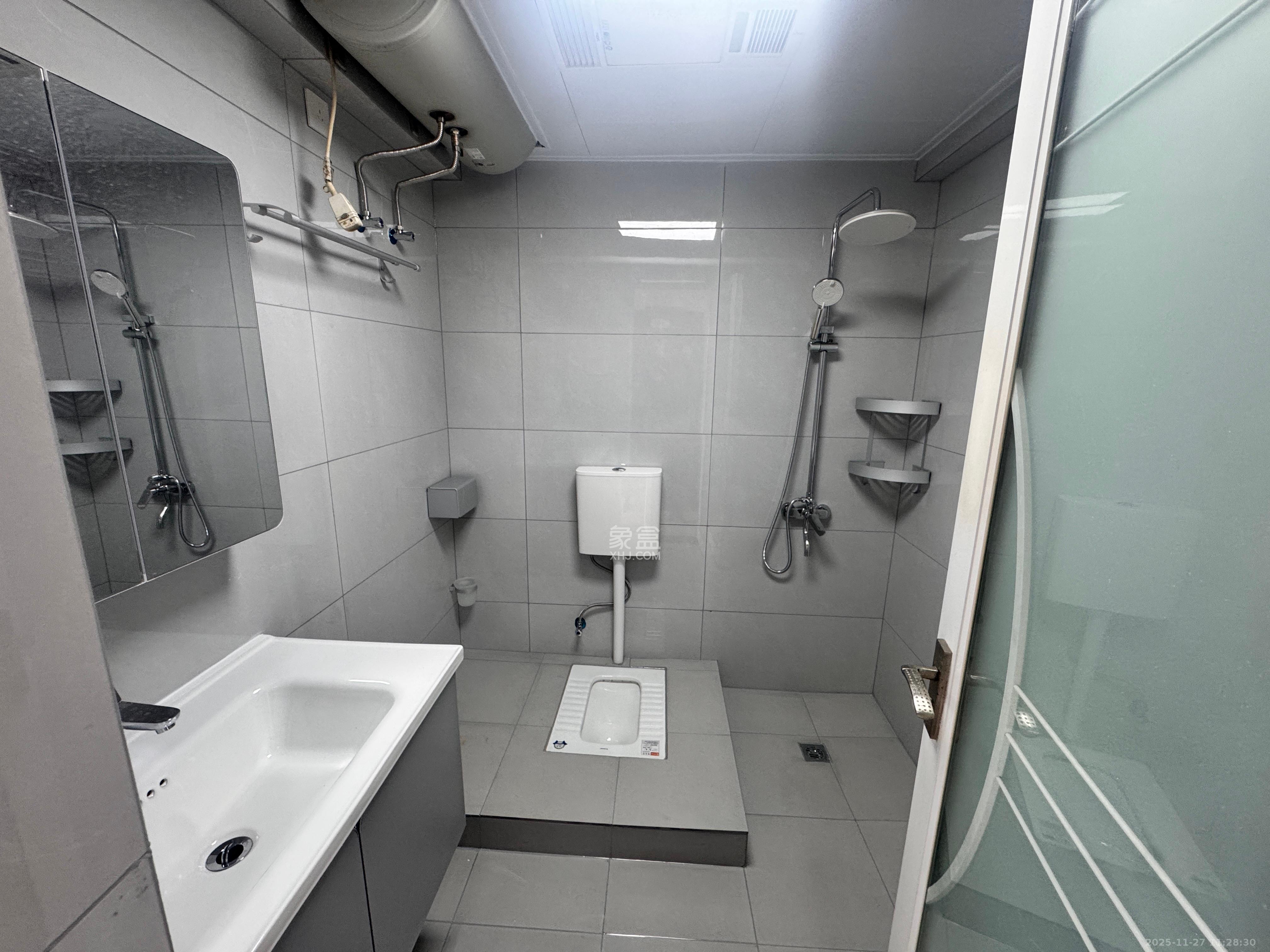 玛依拉山庄 1室0厅0卫 1500.0元/月 玛依拉山庄 1室0厅0卫 1500.0元/月室内图