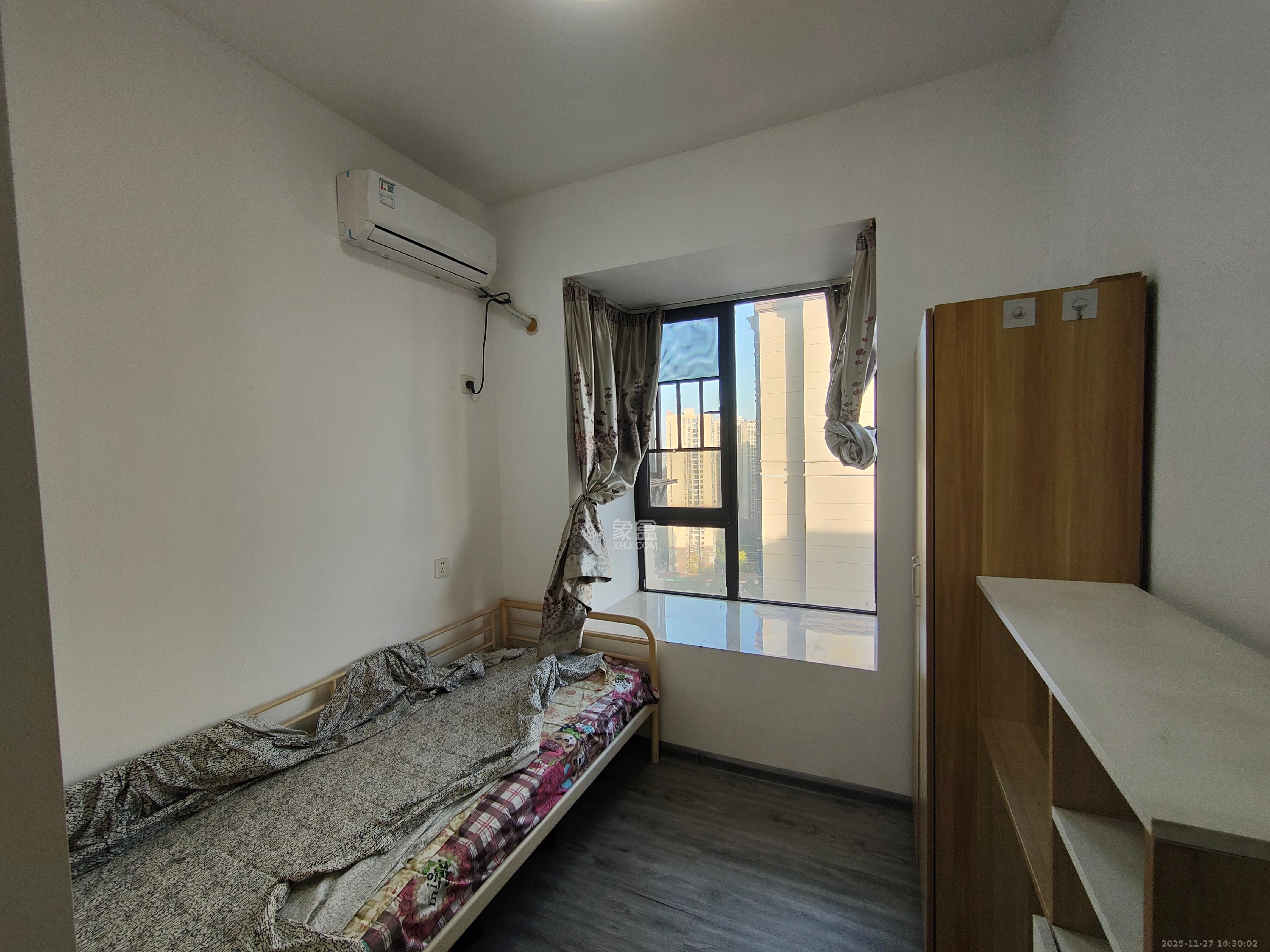 新新花园  2室2厅1卫    2000.0元/月室内图